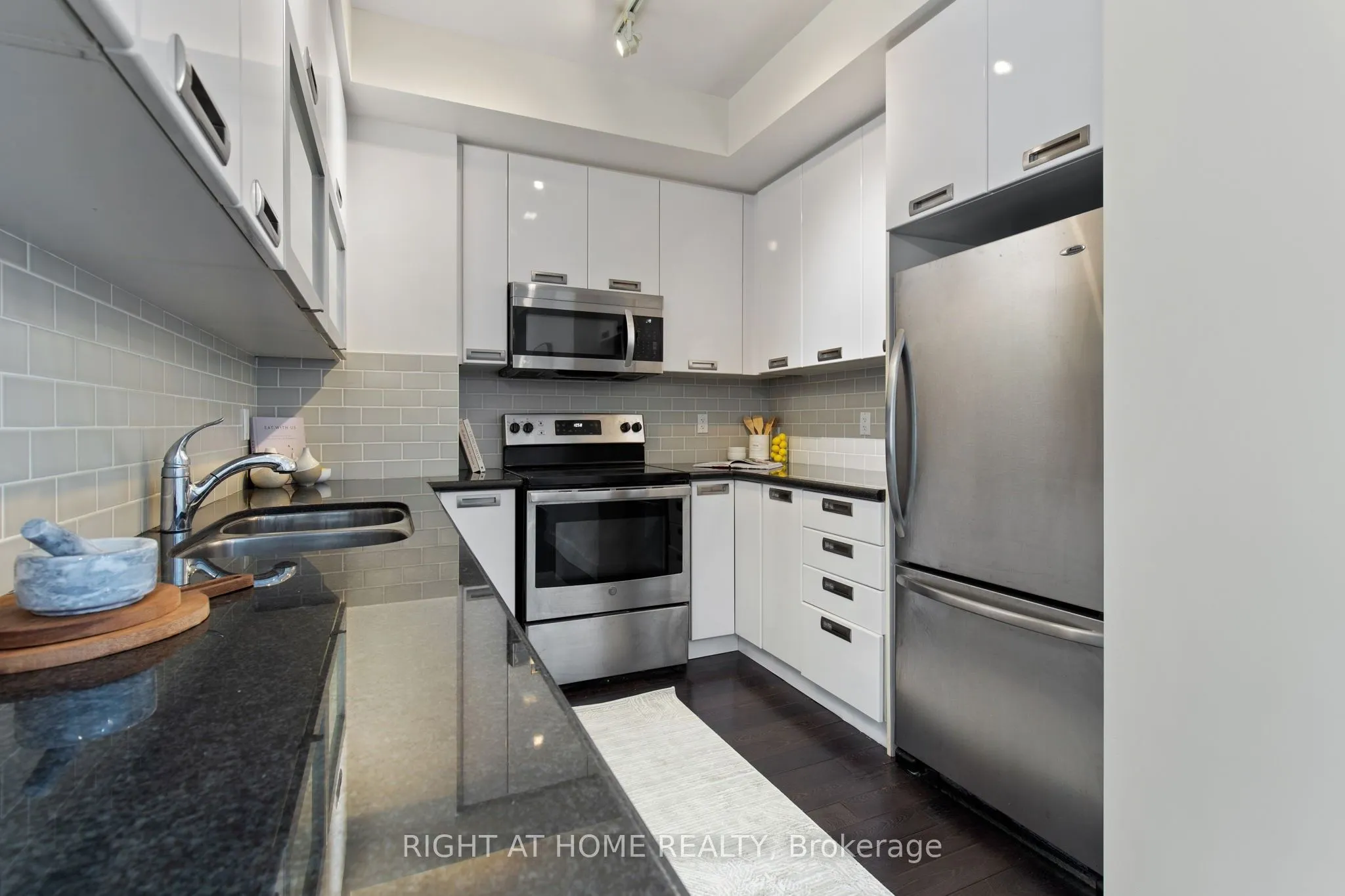 90 Stadium Road, #732