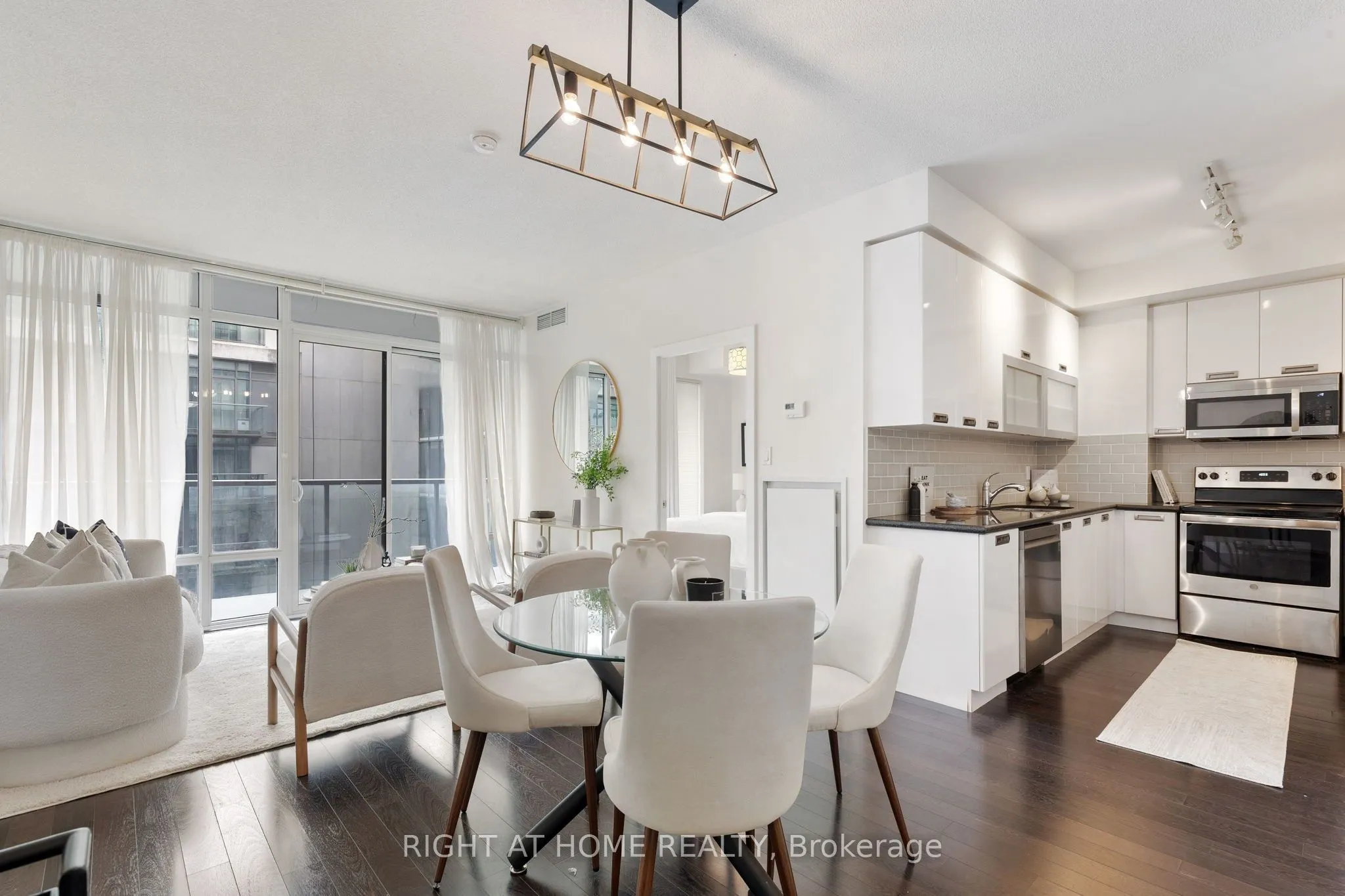 90 Stadium Road, #732