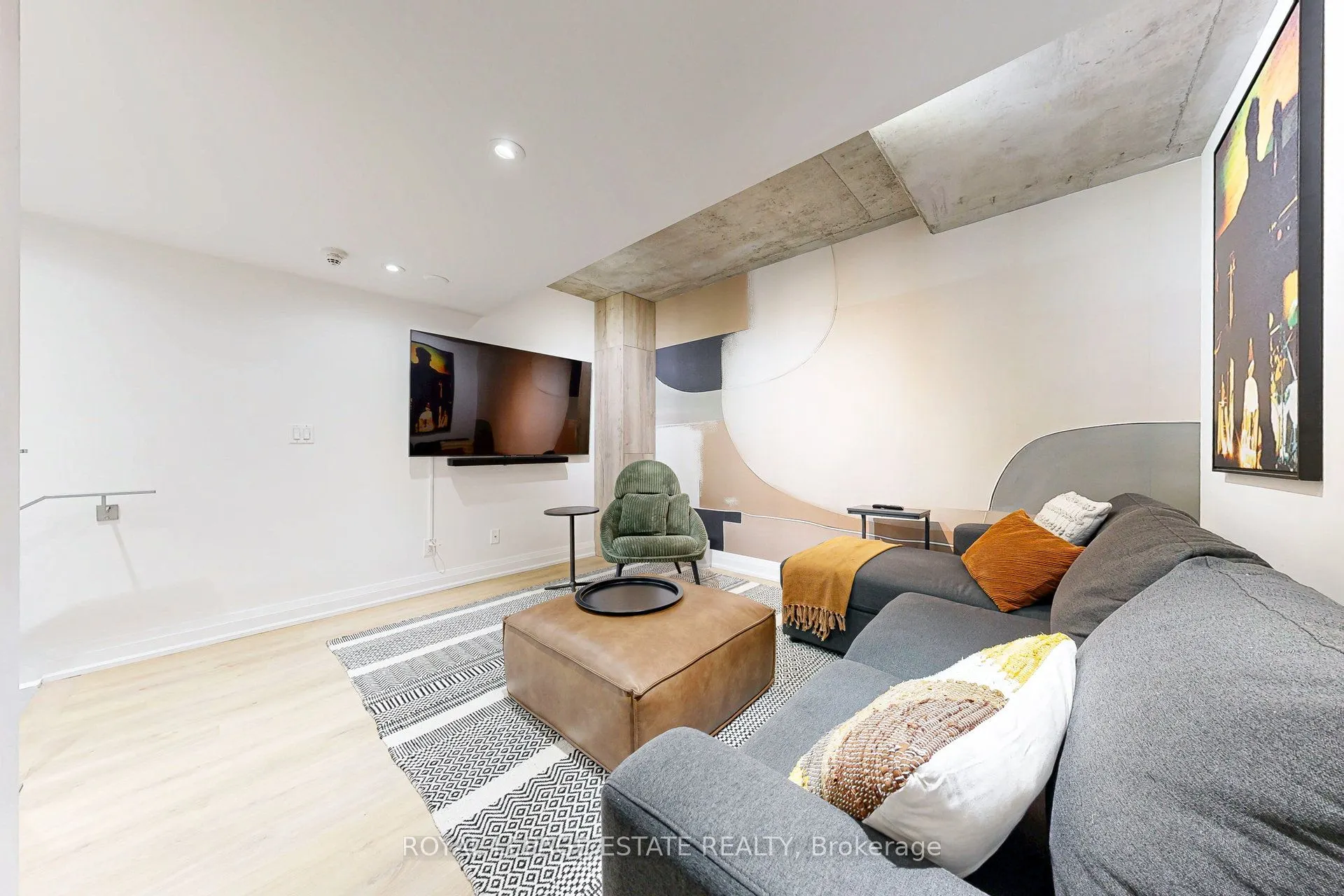55 Stewart Street, #110