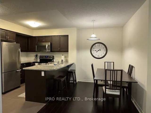 19 Grand Trunk Crescent, #501