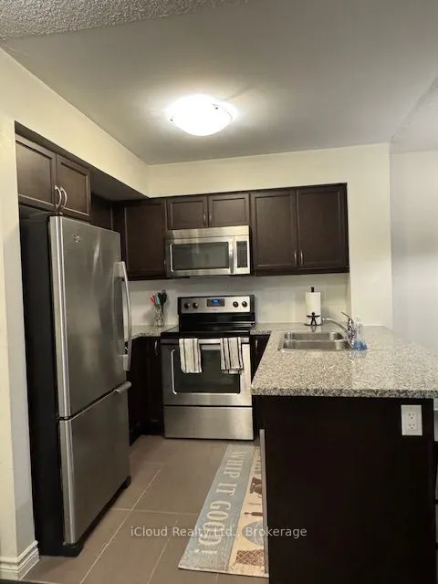 19 Grand Trunk Crescent, #501