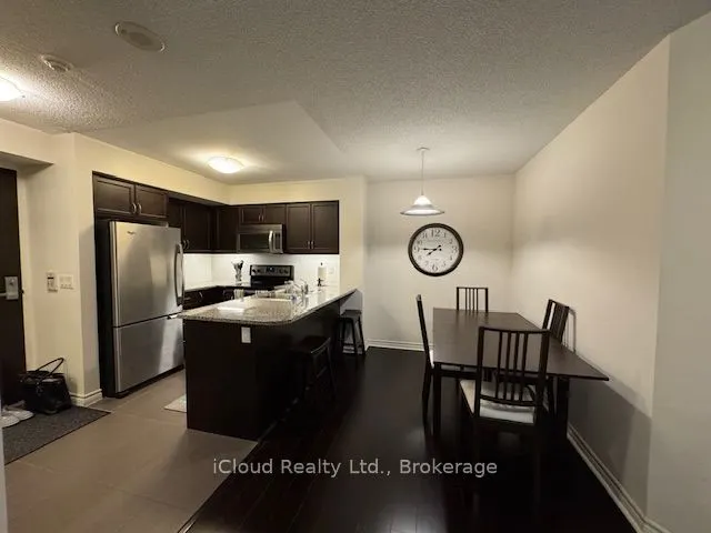 19 Grand Trunk Crescent, #501