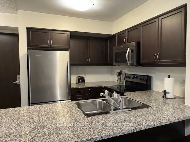 19 Grand Trunk Crescent, #501