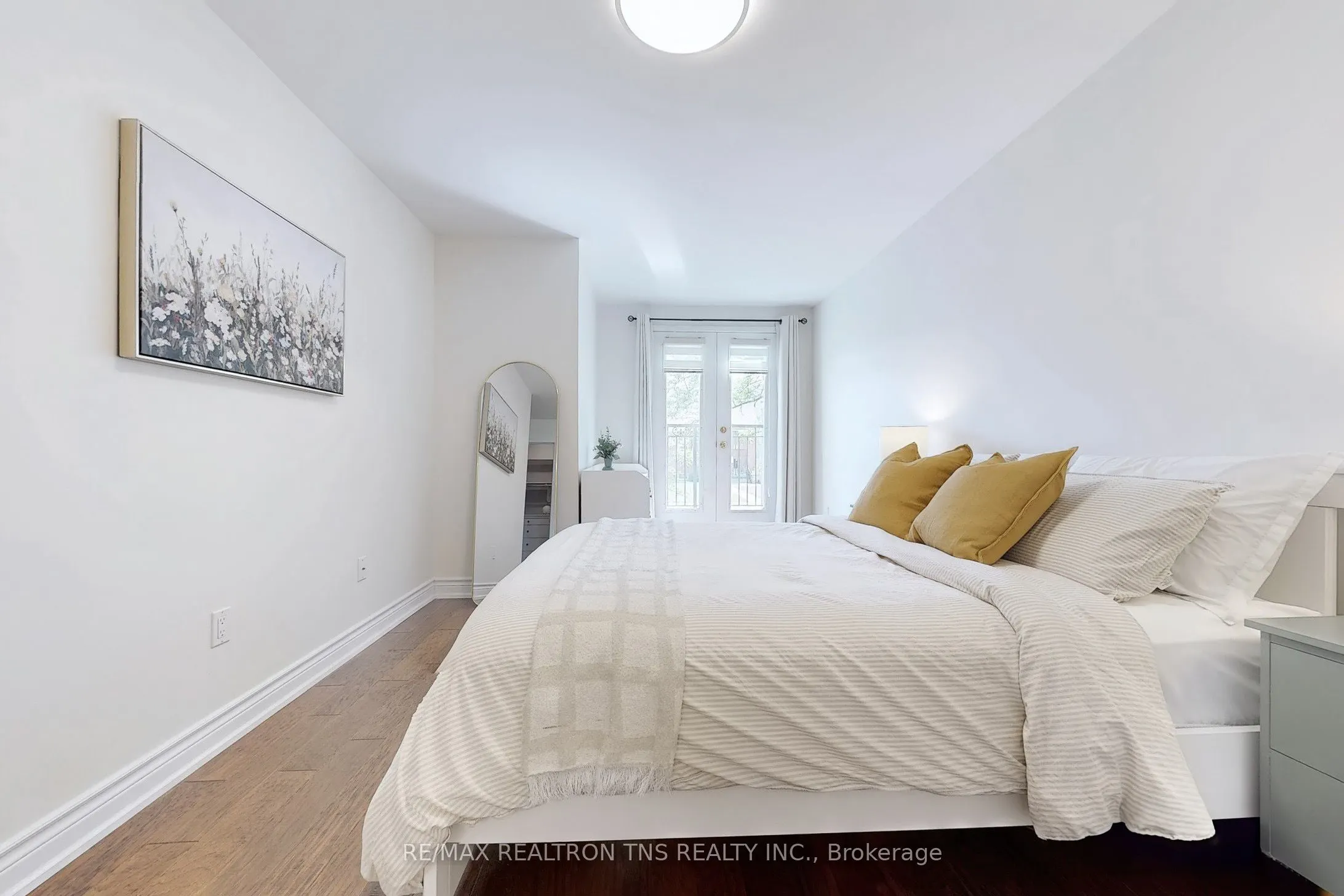 108 Finch Avenue W, #C11