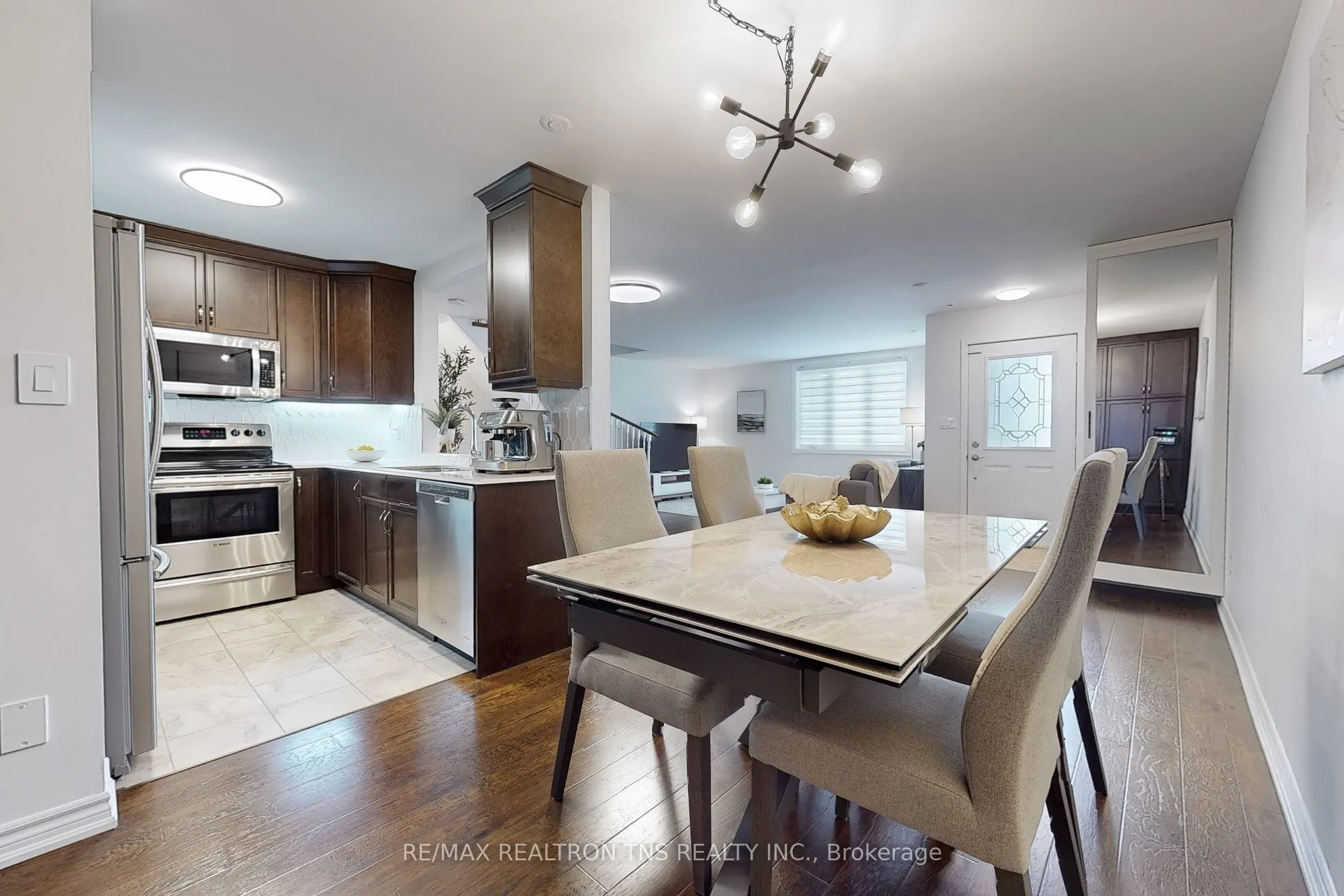 108 Finch Avenue W, #C11