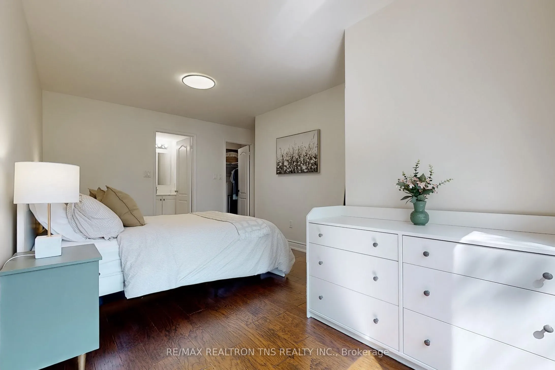 108 Finch Avenue W, #C11
