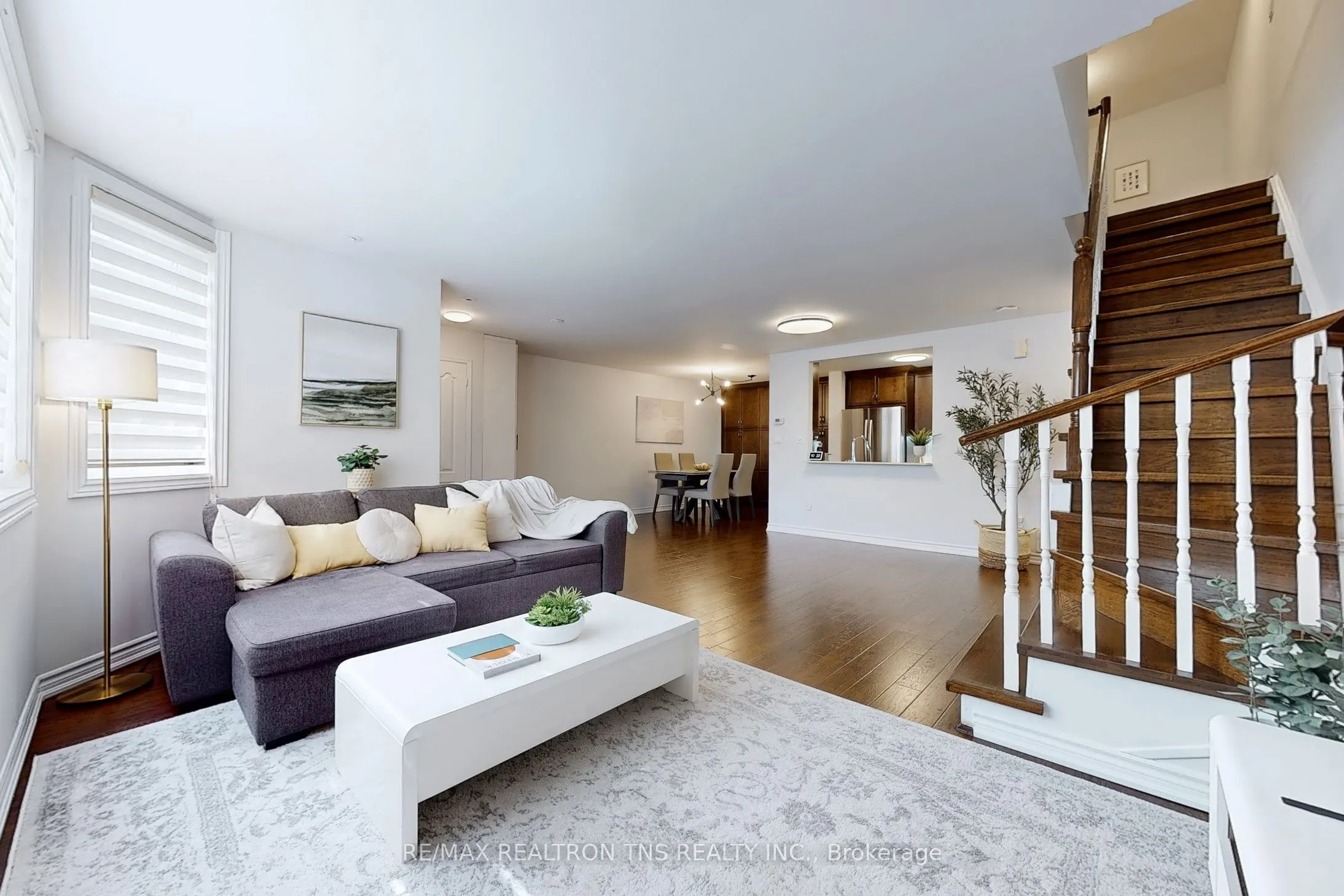108 Finch Avenue W, #C11