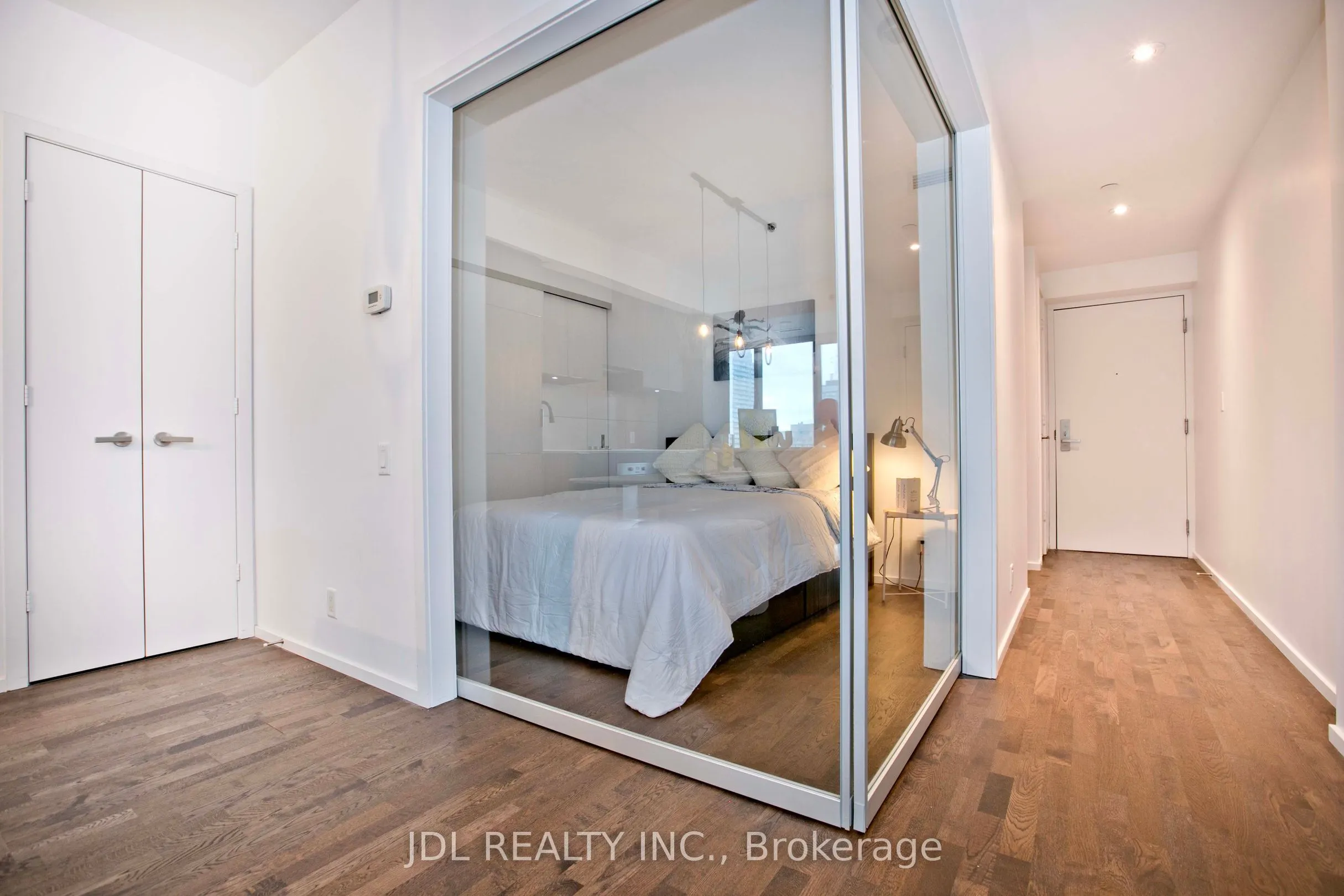 5 St Joseph Street, #2904