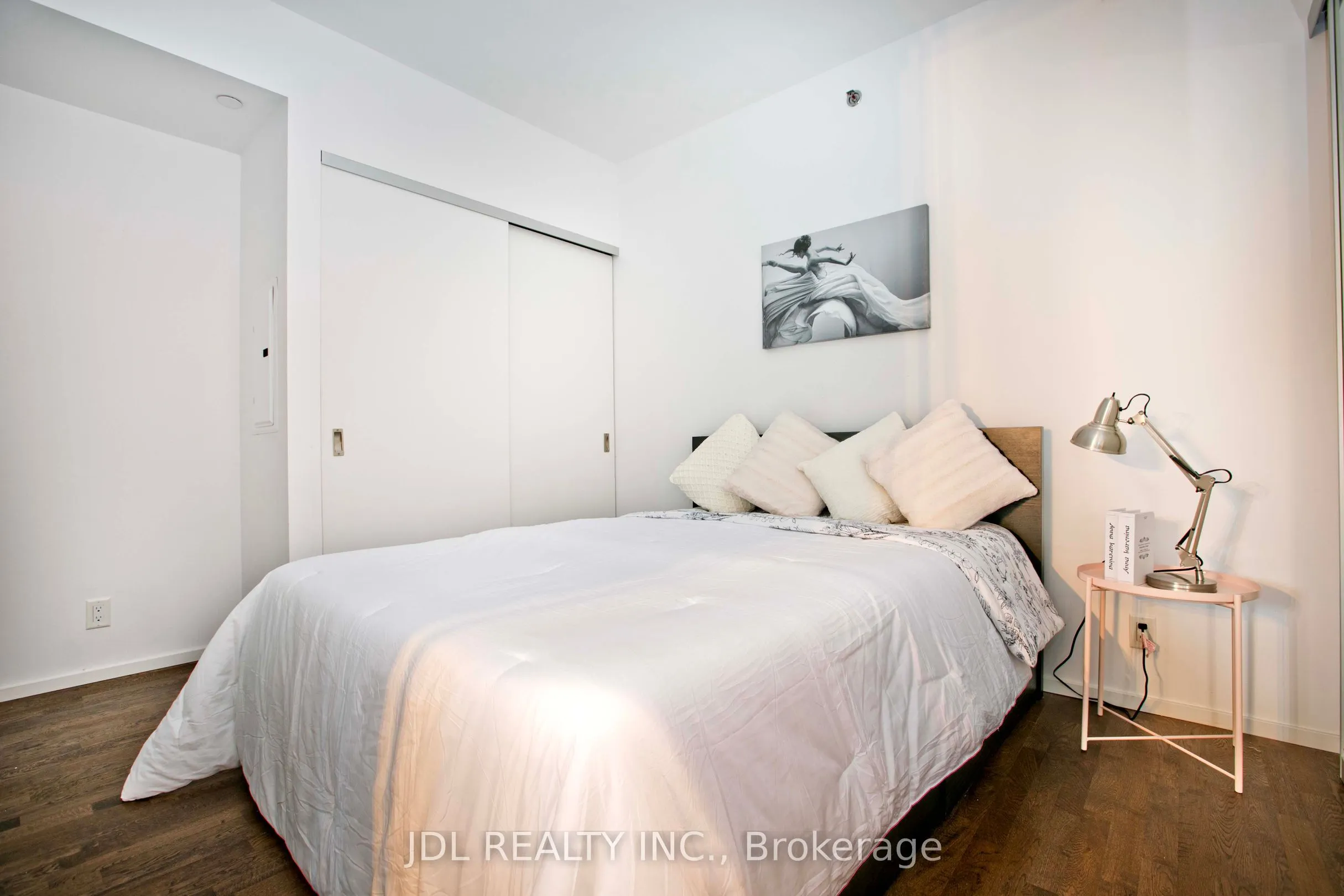 5 St Joseph Street, #2904