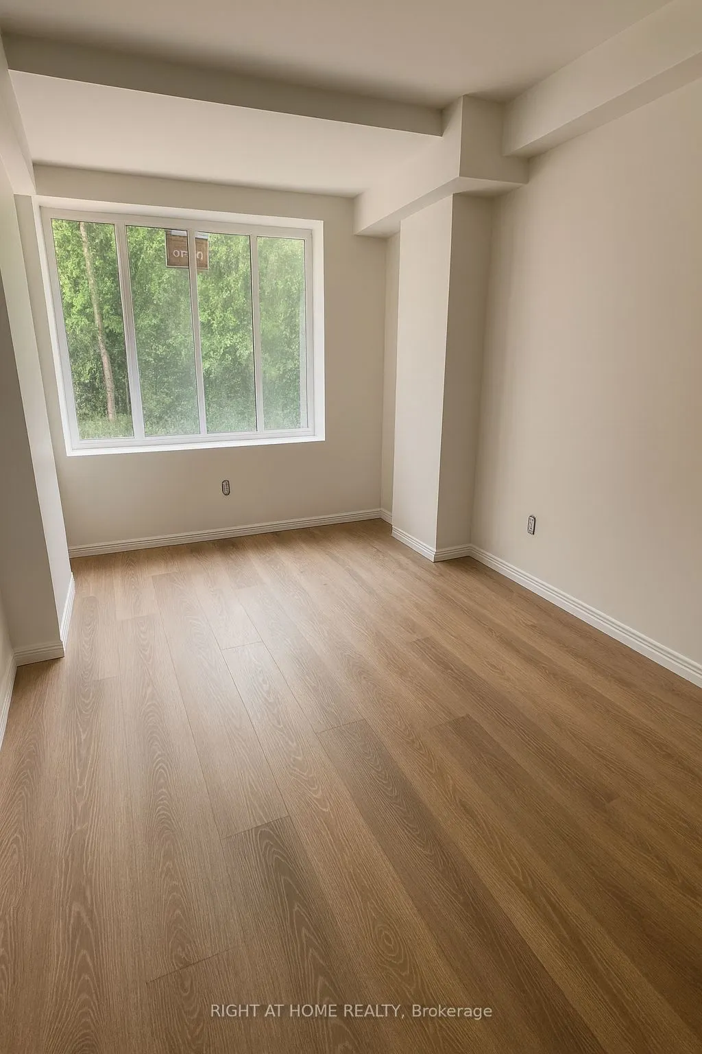1695 Bathurst Street, #13