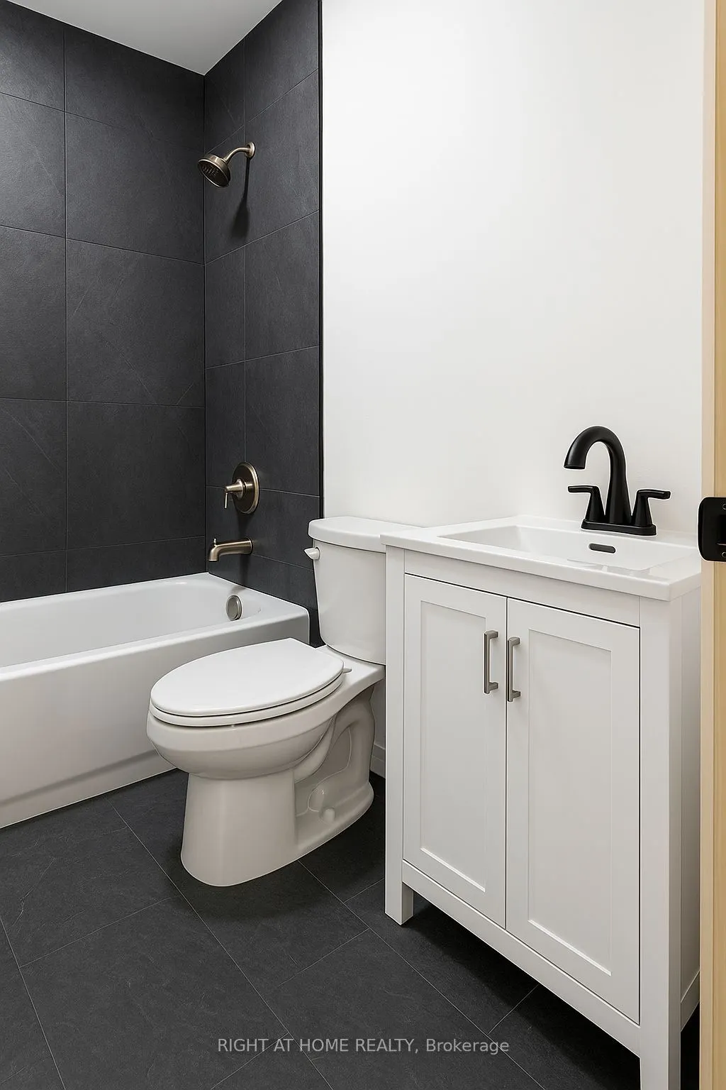 1695 Bathurst Street, #13