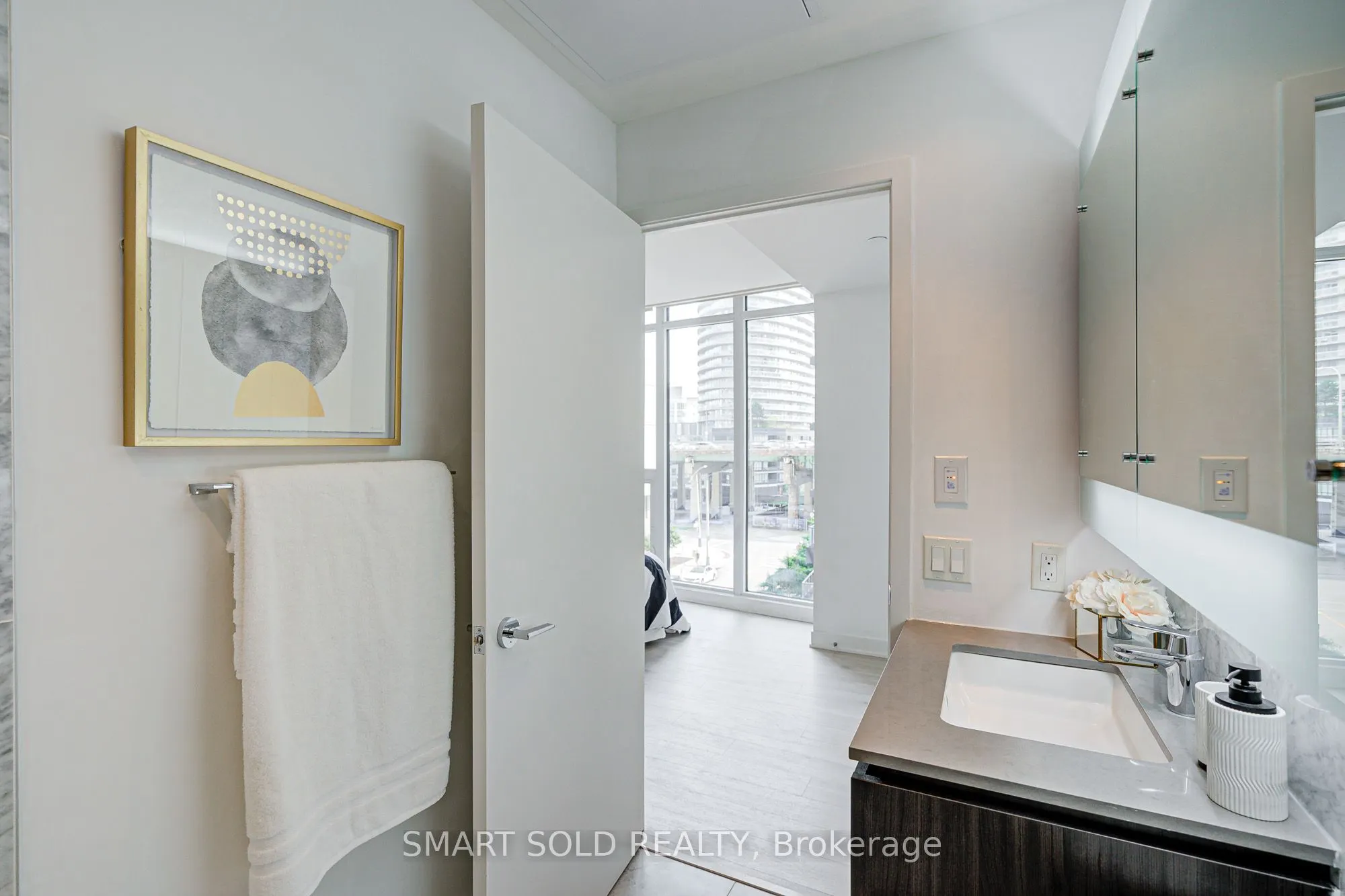 90 Queens Wharf Road, #305