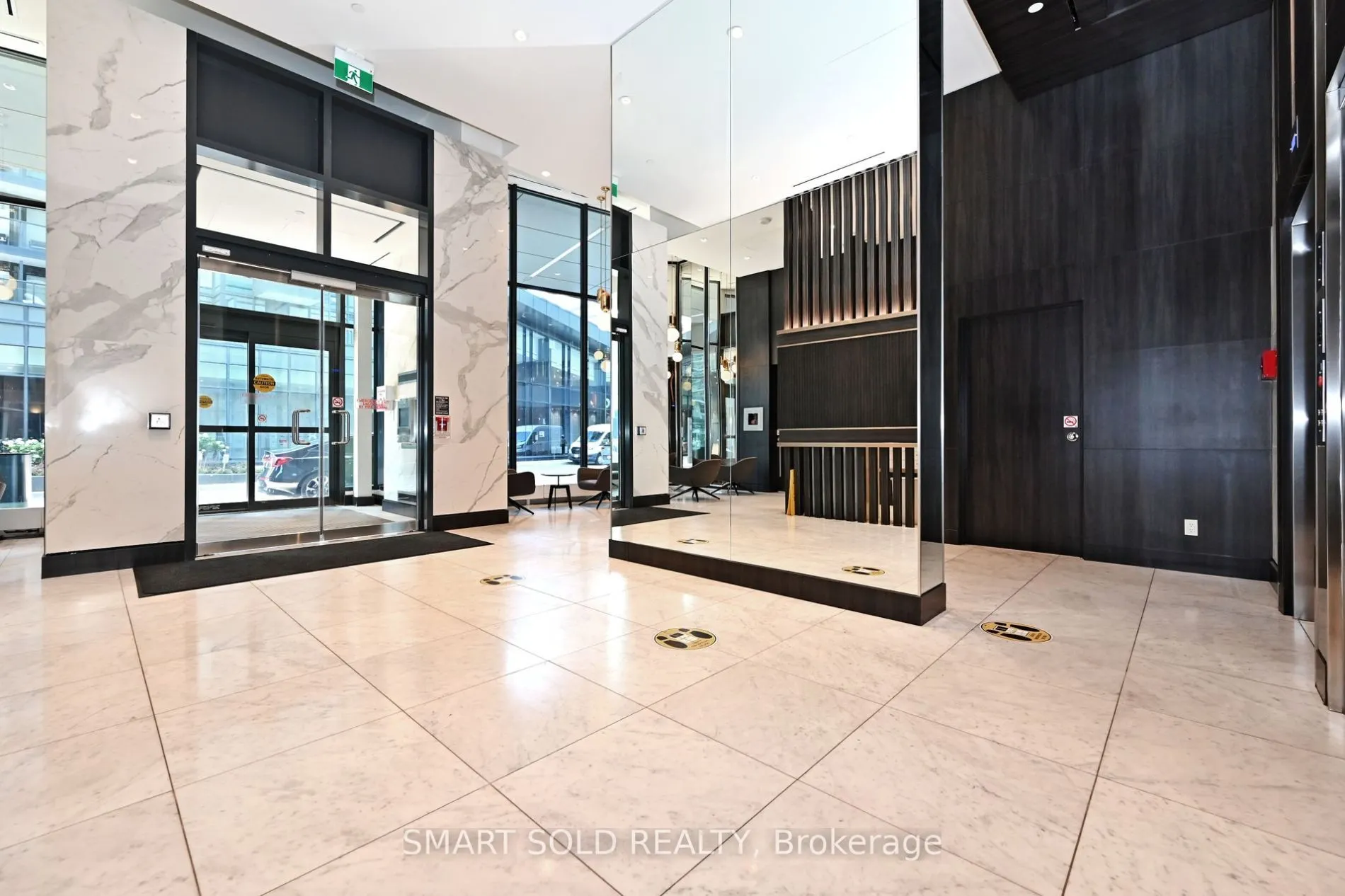 90 Queens Wharf Road, #305