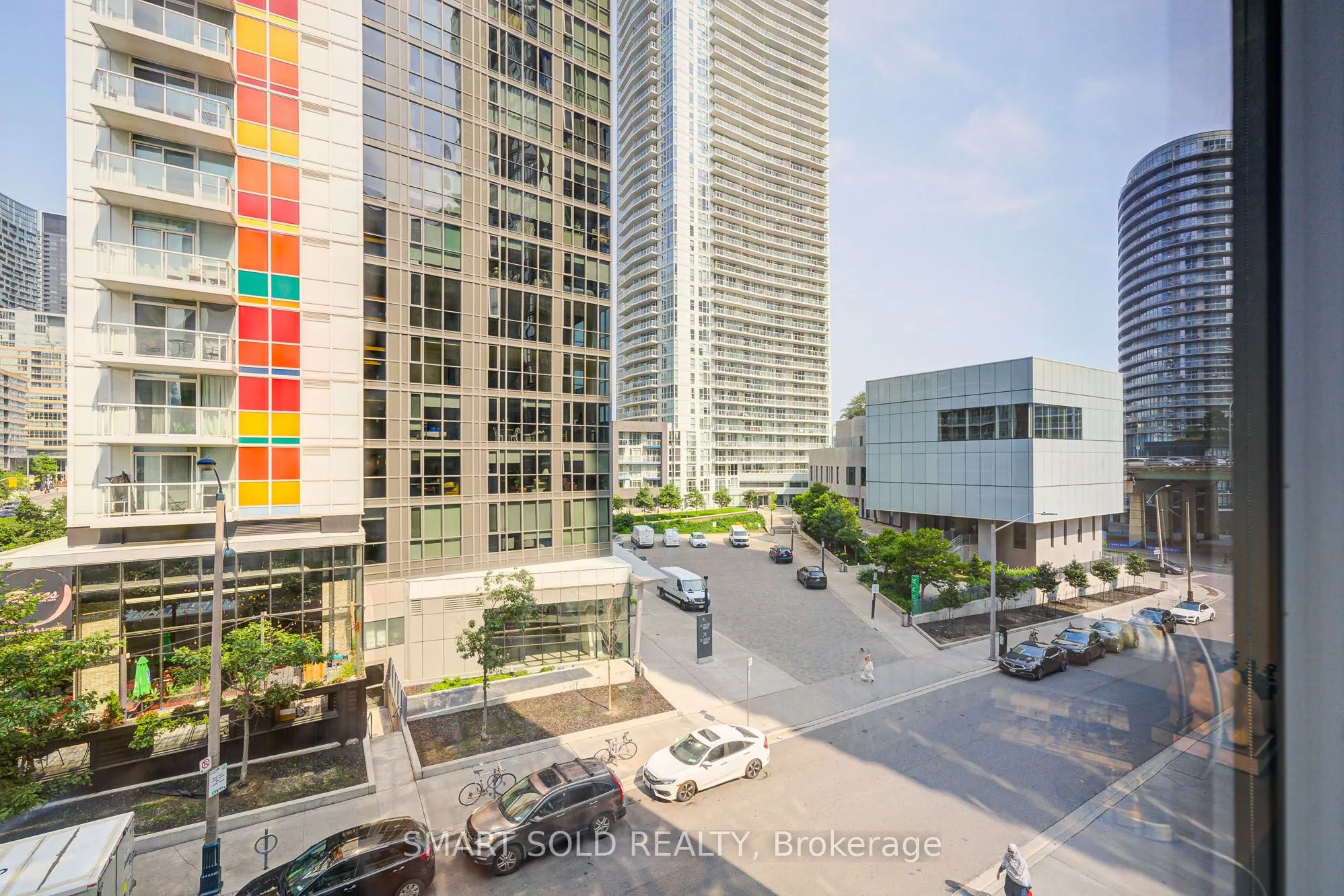 90 Queens Wharf Road, #305