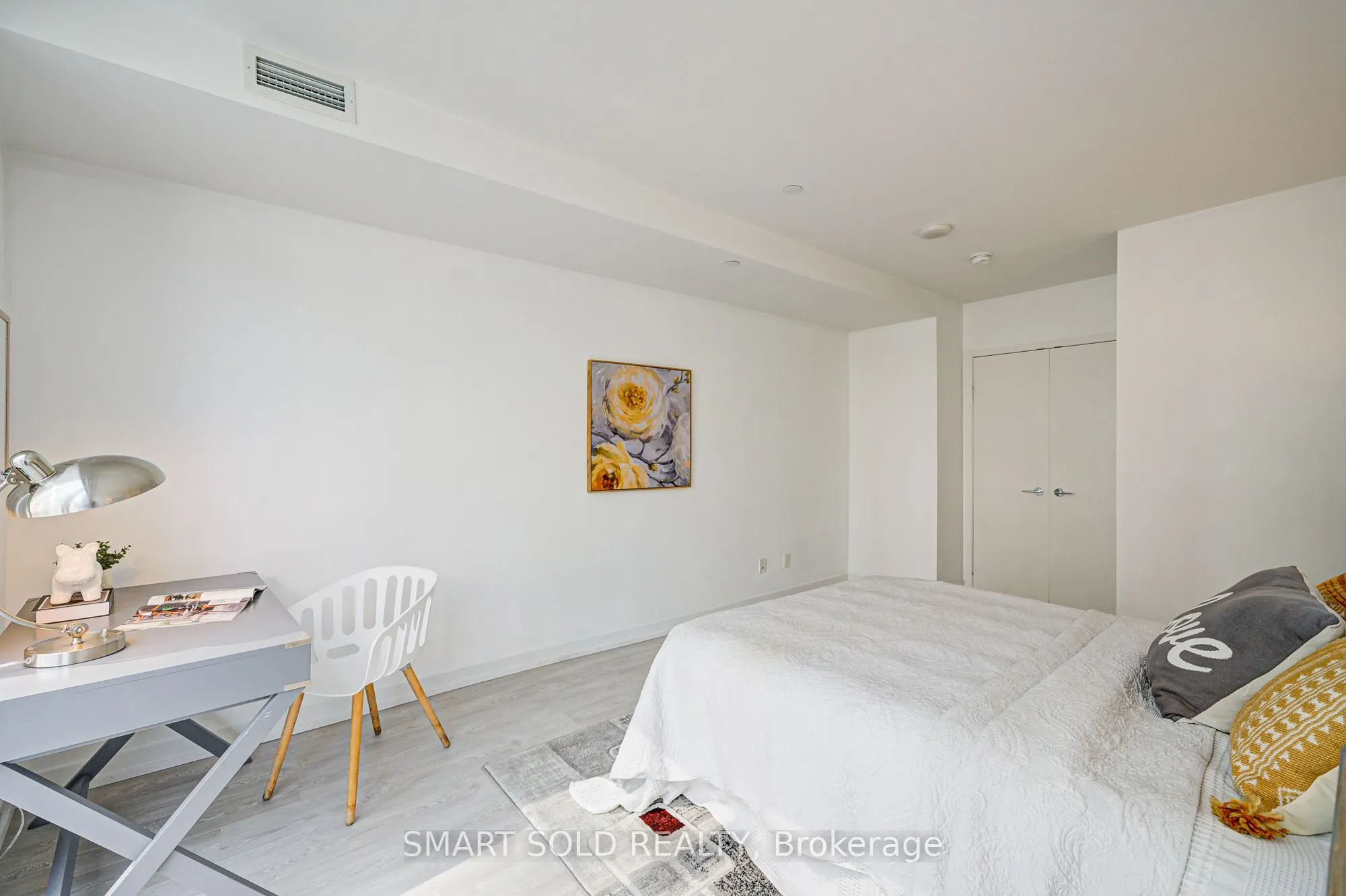 90 Queens Wharf Road, #305