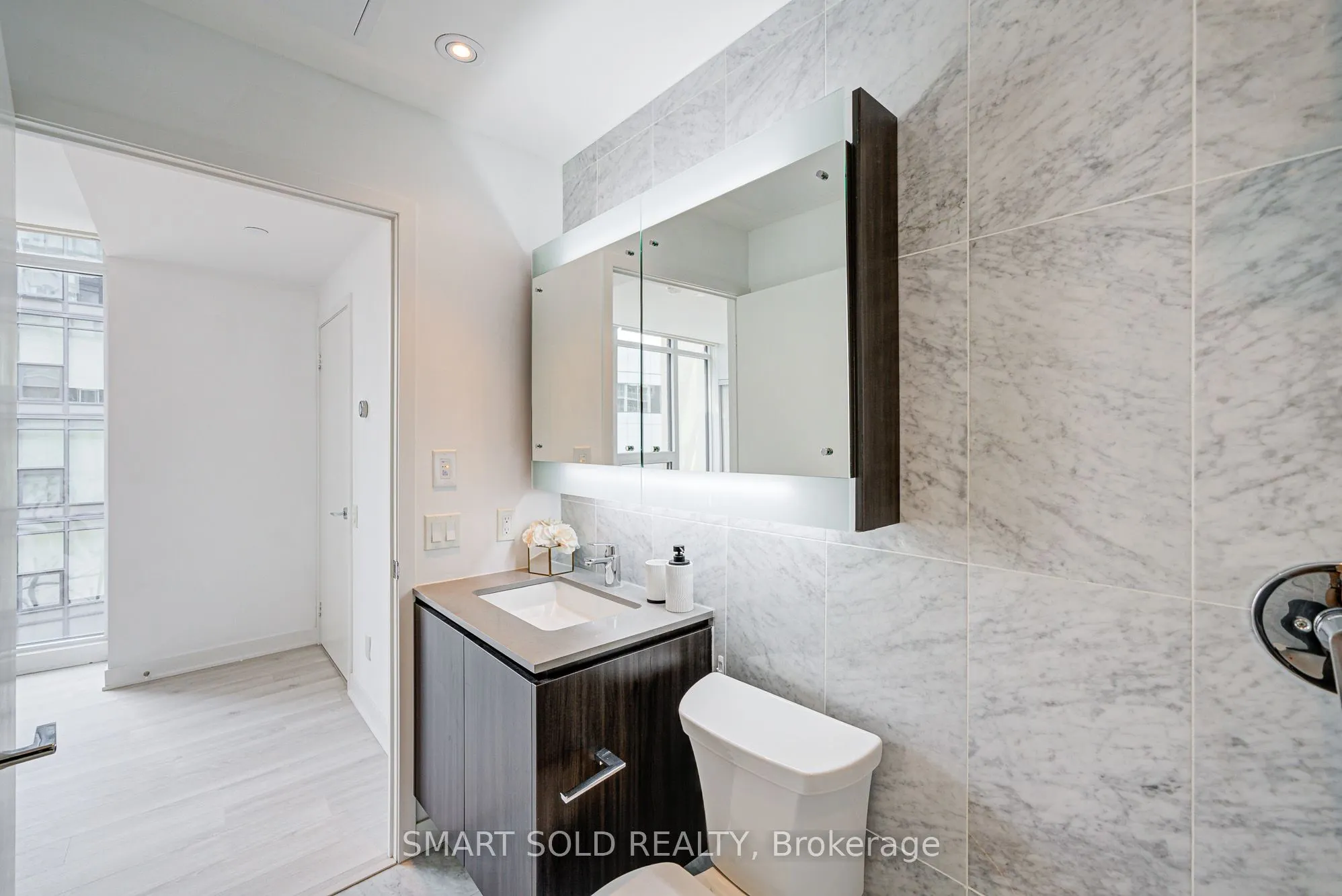 90 Queens Wharf Road, #305