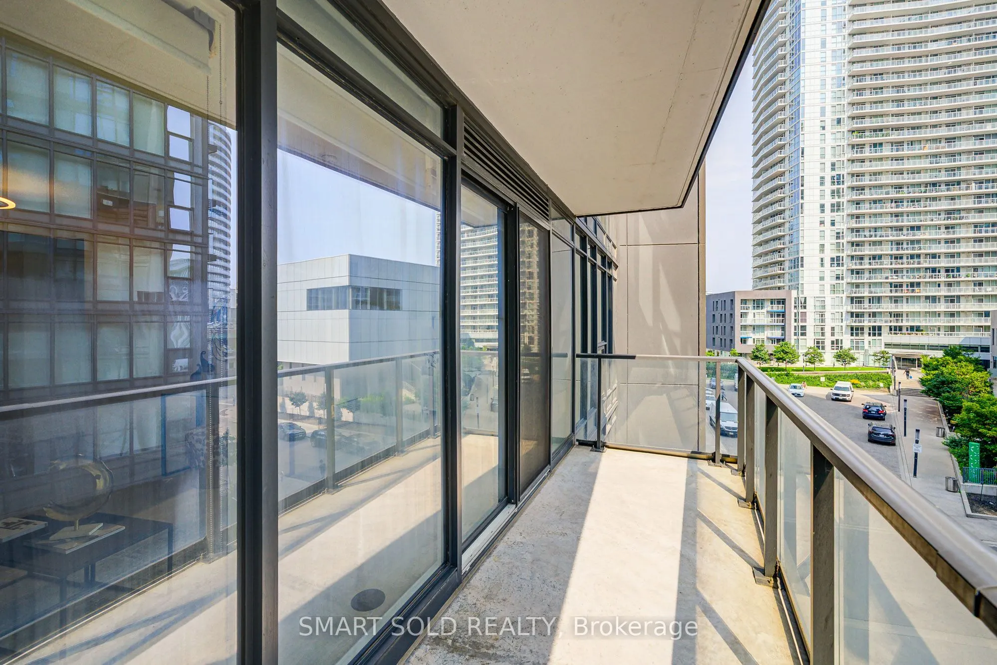 90 Queens Wharf Road, #305