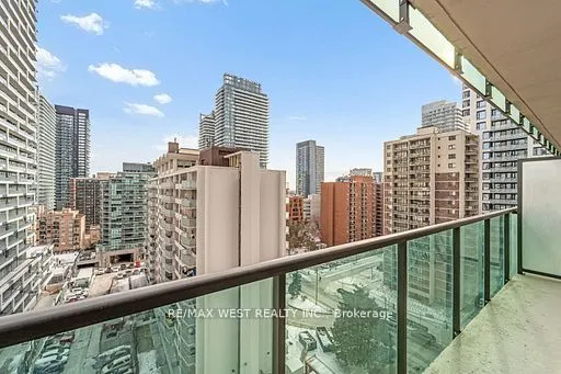 70 Roehampton Avenue, #1122