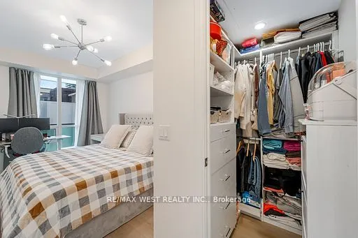 70 Roehampton Avenue, #1122