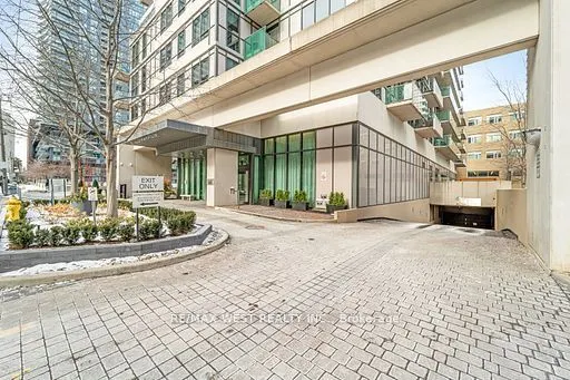 70 Roehampton Avenue, #1122