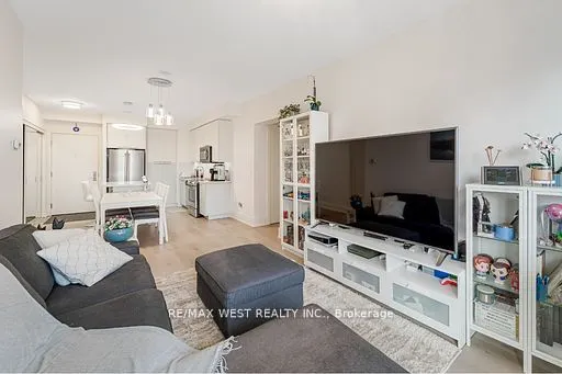70 Roehampton Avenue, #1122