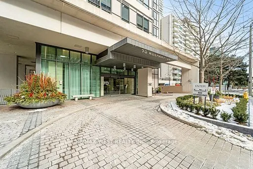 70 Roehampton Avenue, #1122