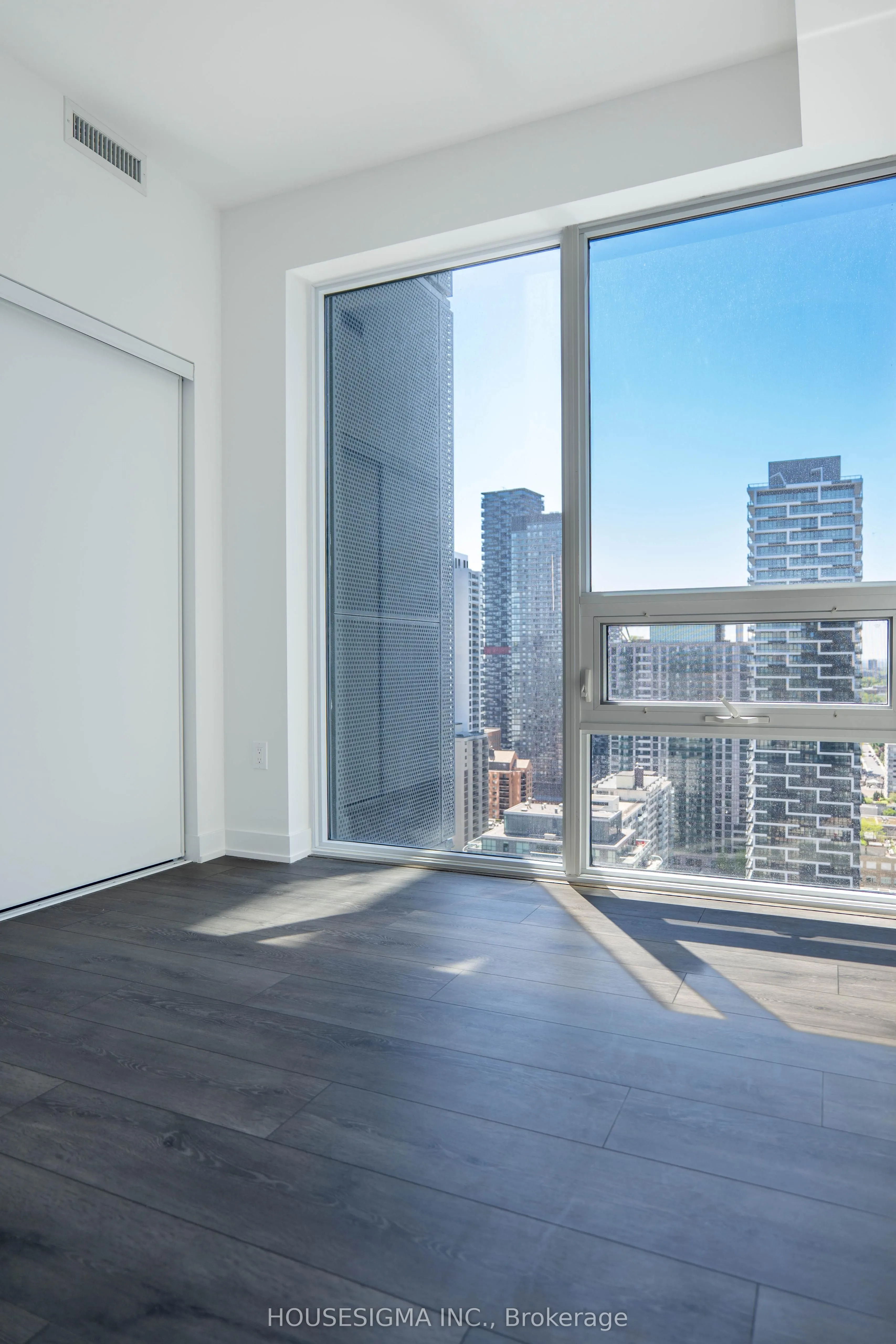 127 Broadway Avenue, #15