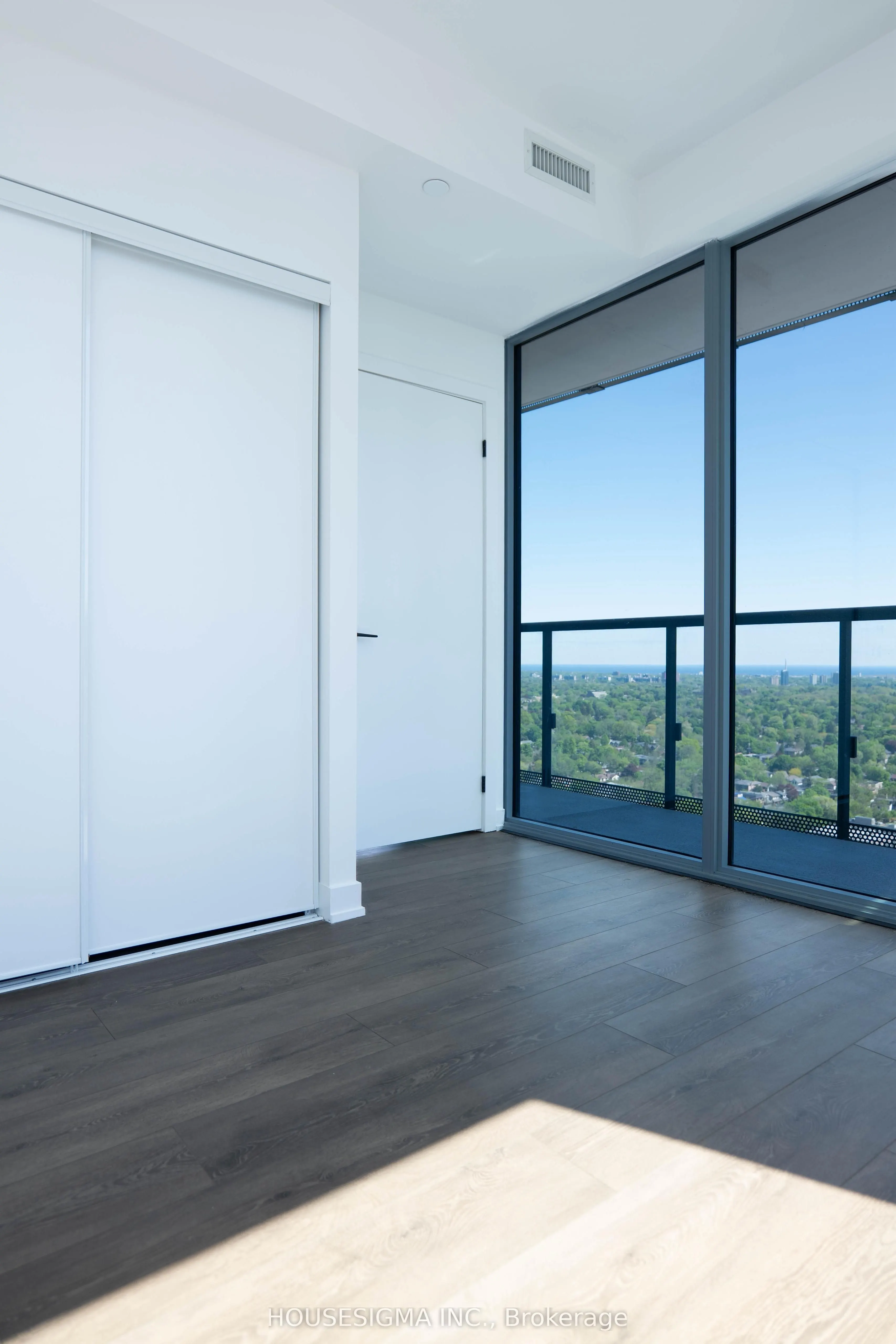 127 Broadway Avenue, #15