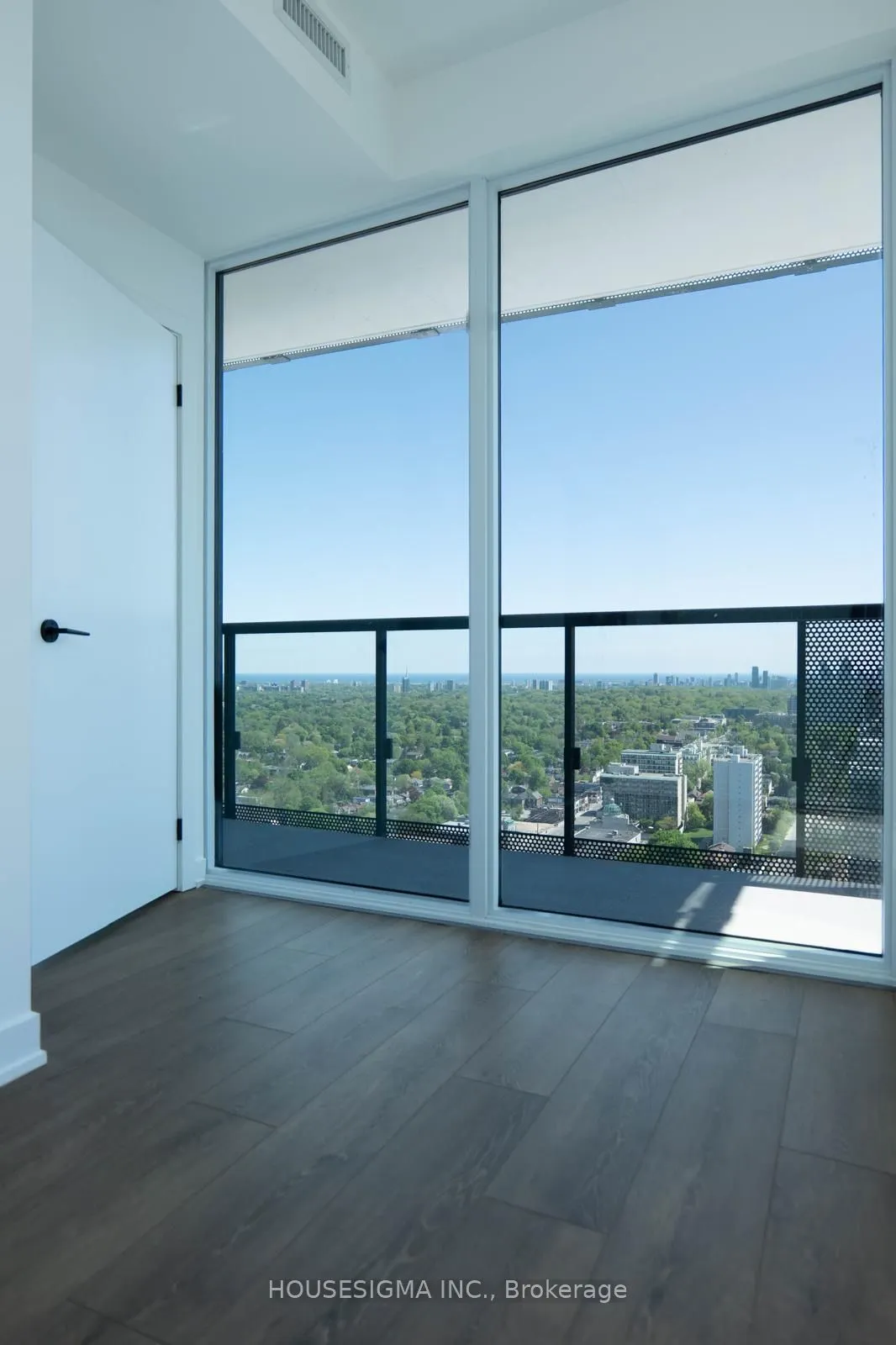 127 Broadway Avenue, #15