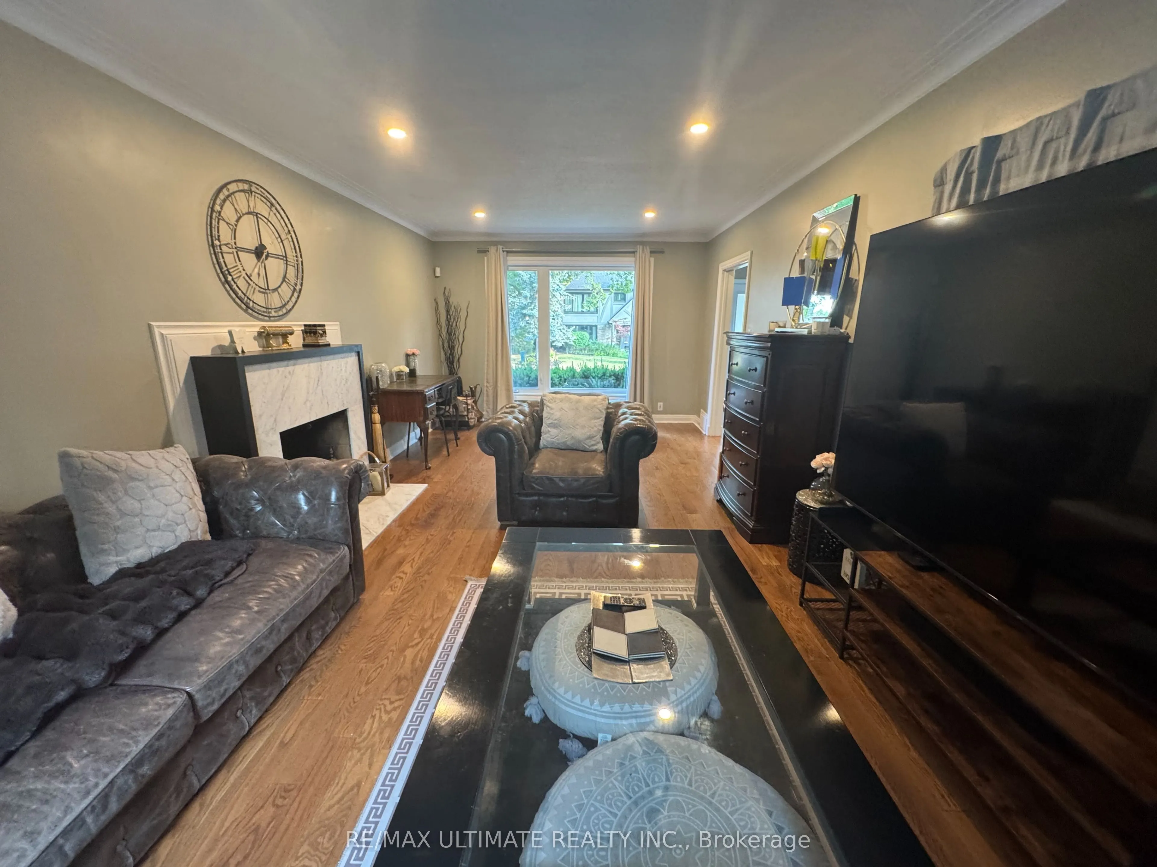 10 Noel Avenue