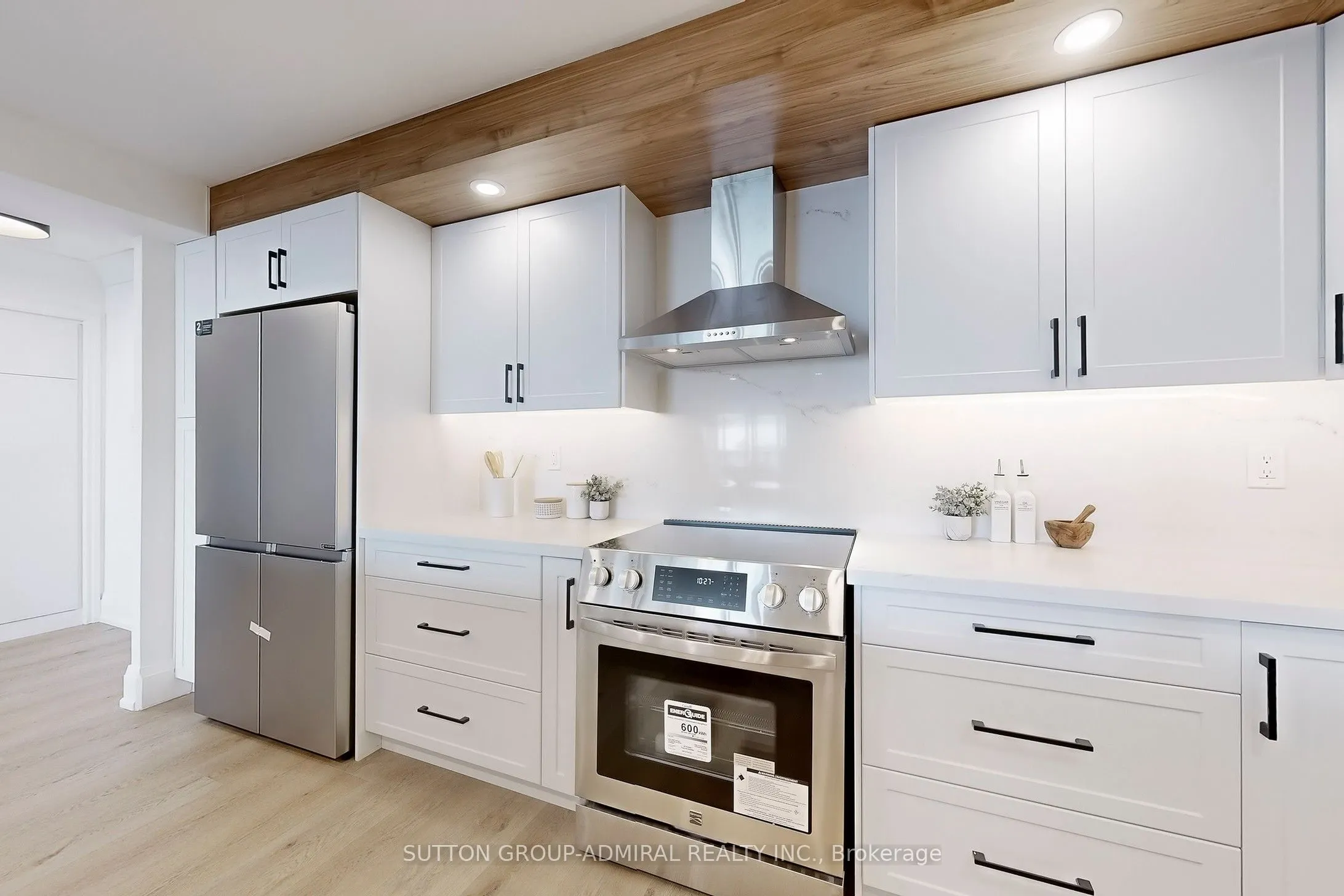 65 Spring Garden Avenue, #2009