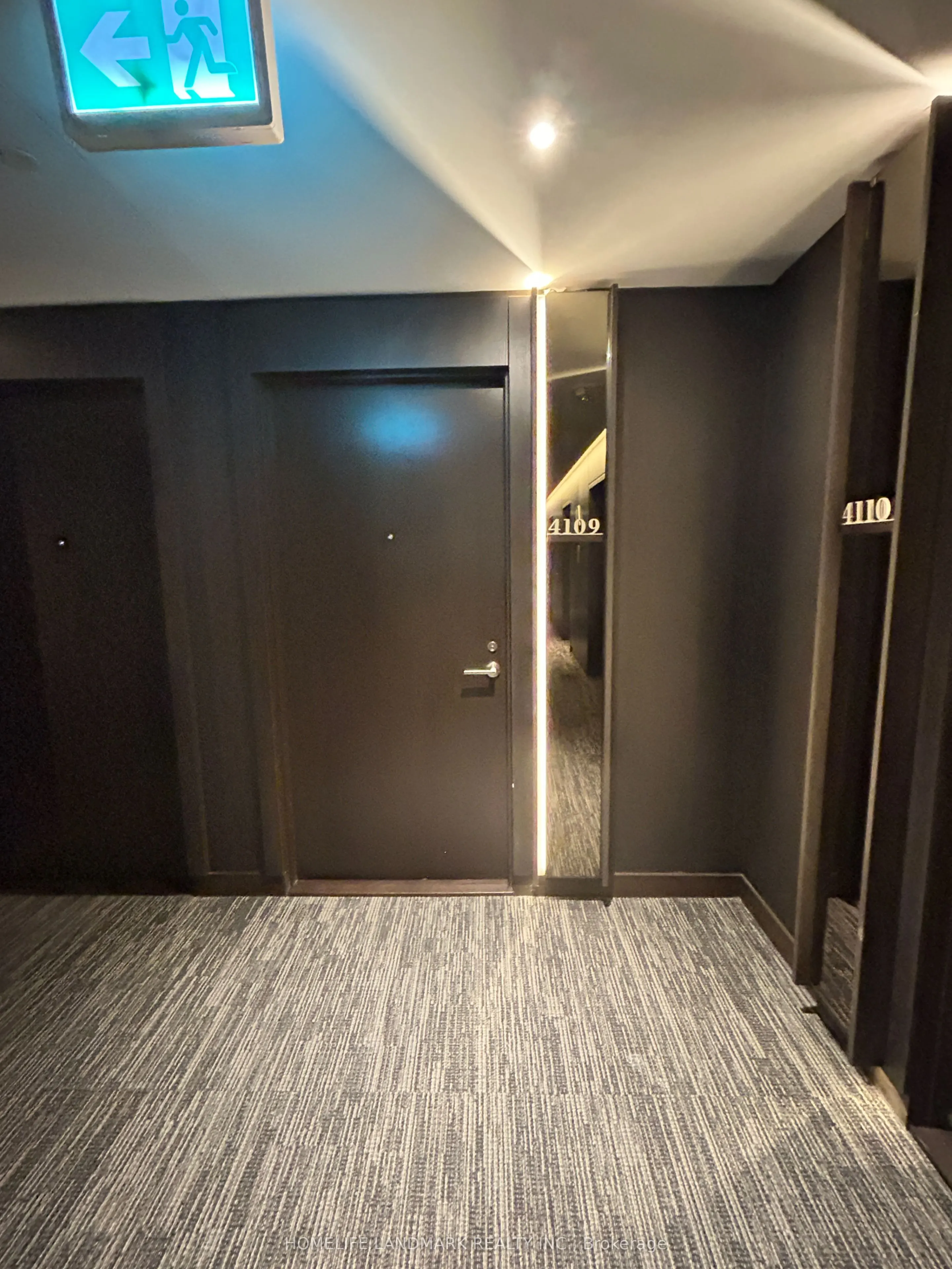 11 Yorkville Avenue, #4109