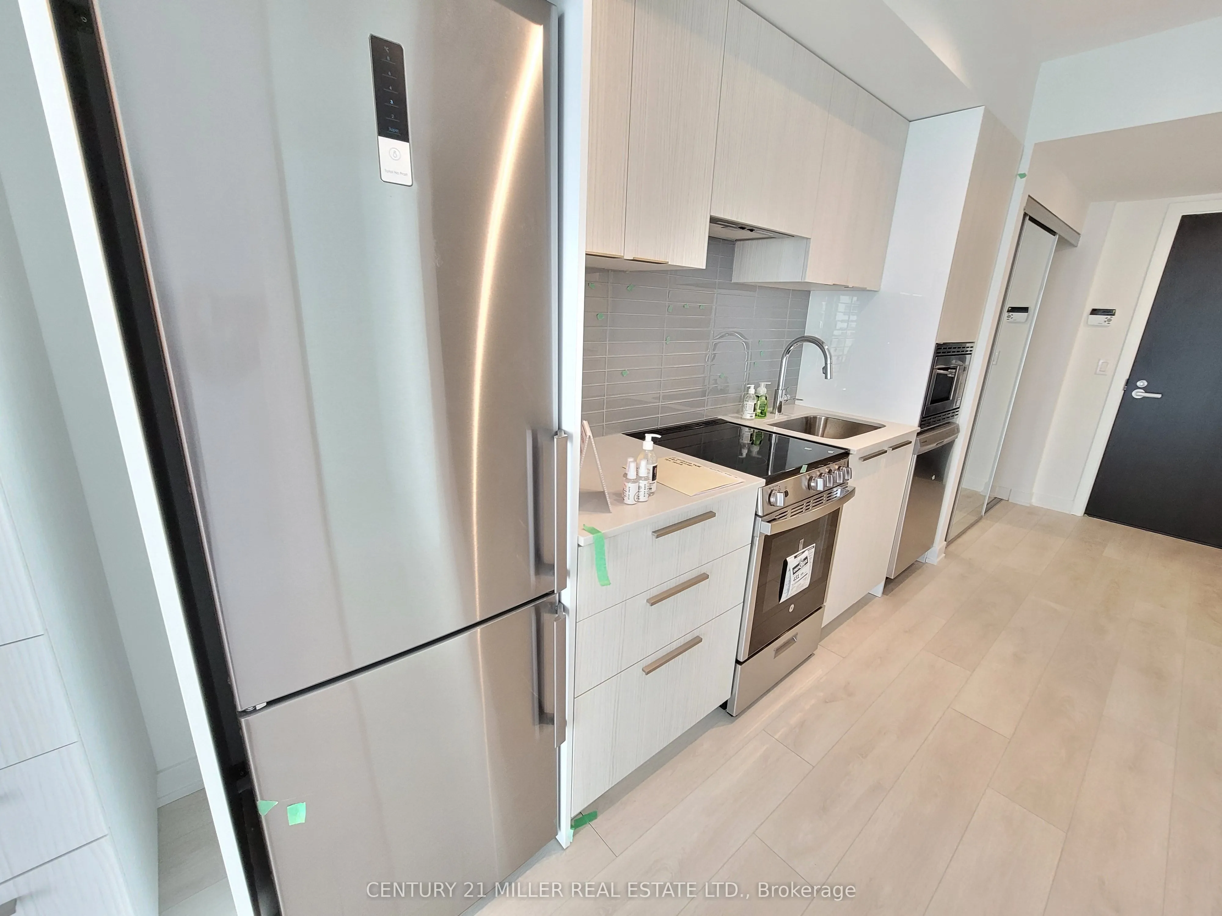 18 Maitland Terrace, #802