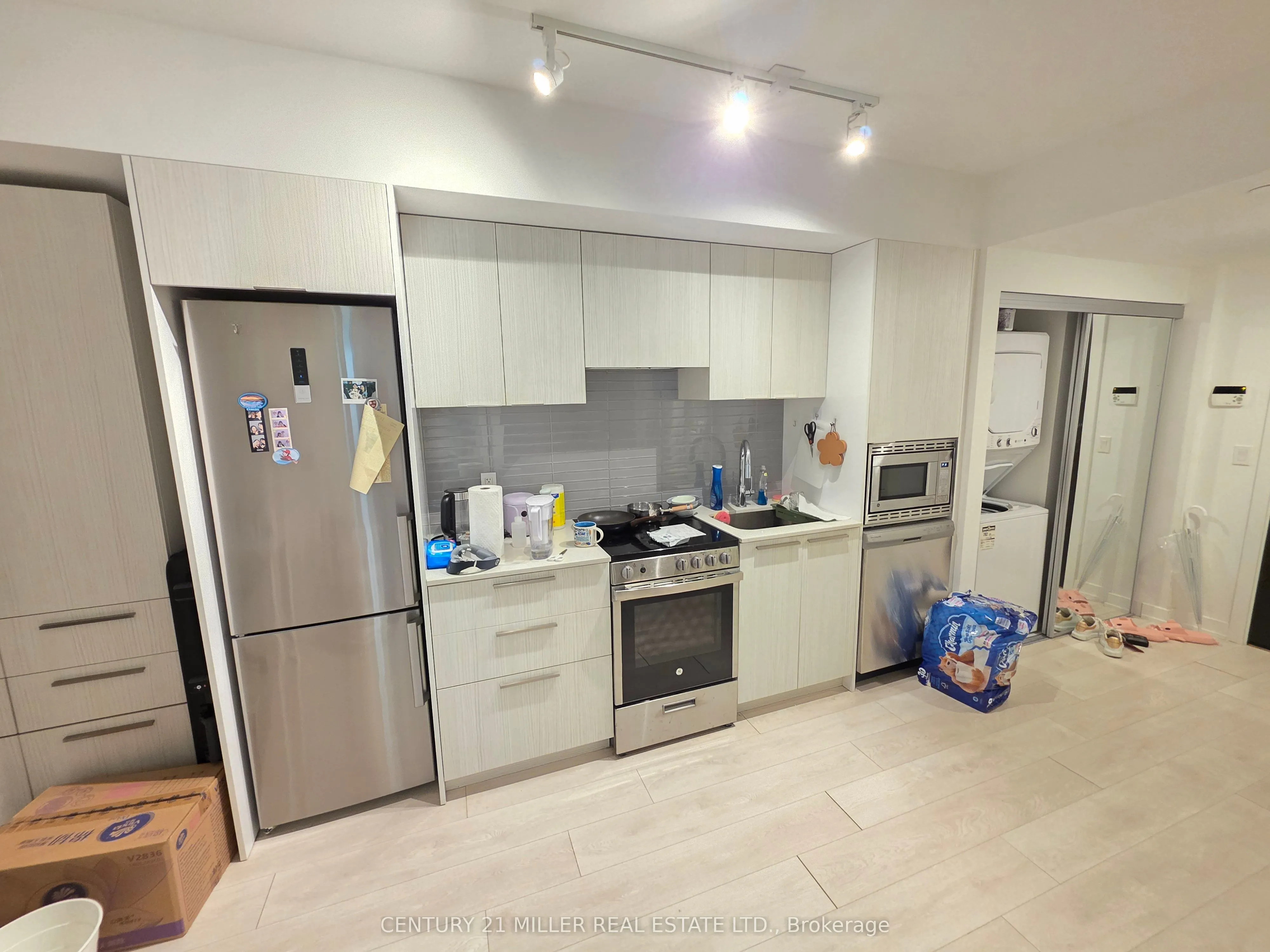 18 Maitland Terrace, #802
