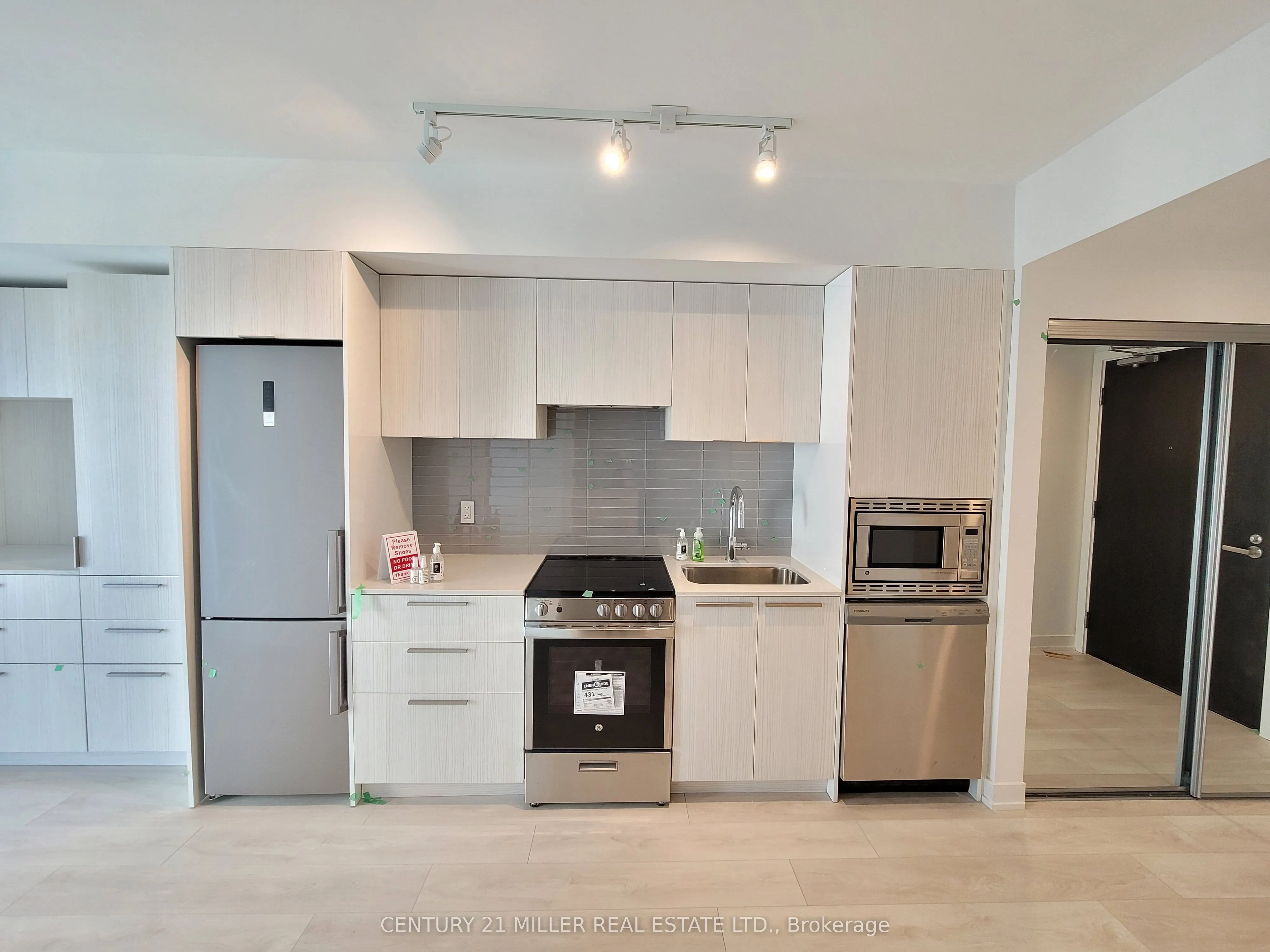 18 Maitland Terrace, #802