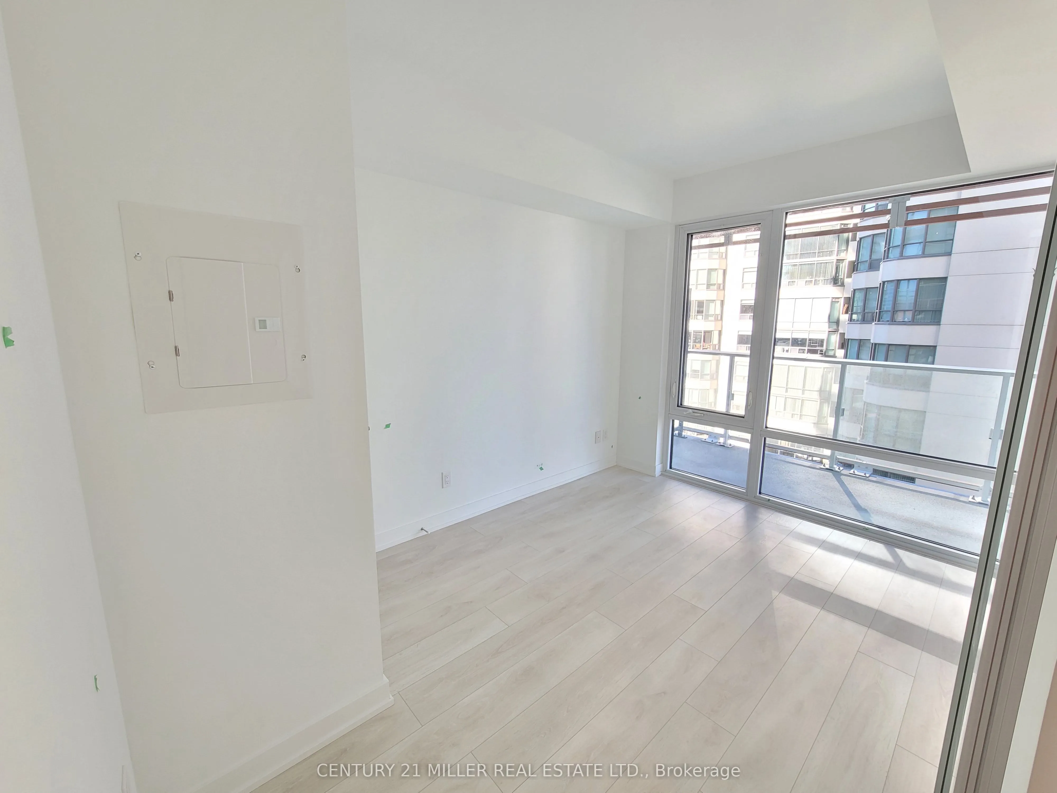 18 Maitland Terrace, #802