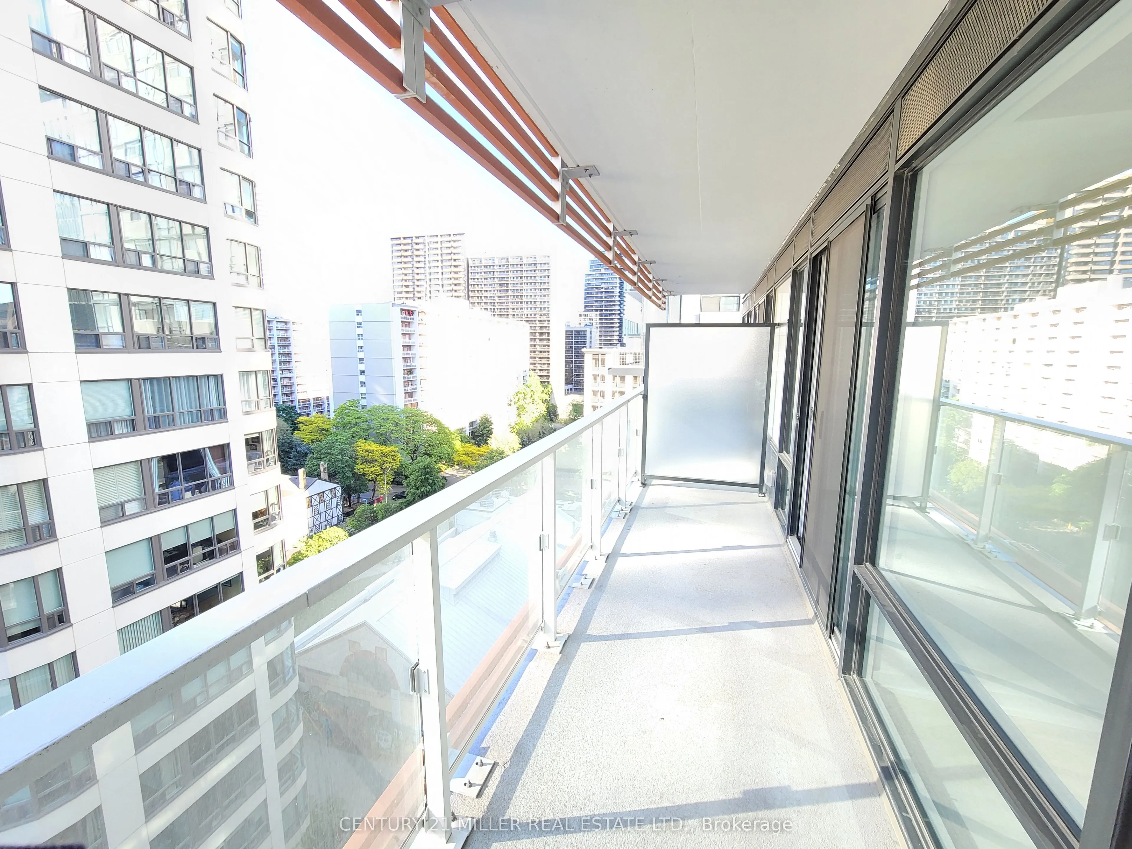 18 Maitland Terrace, #802