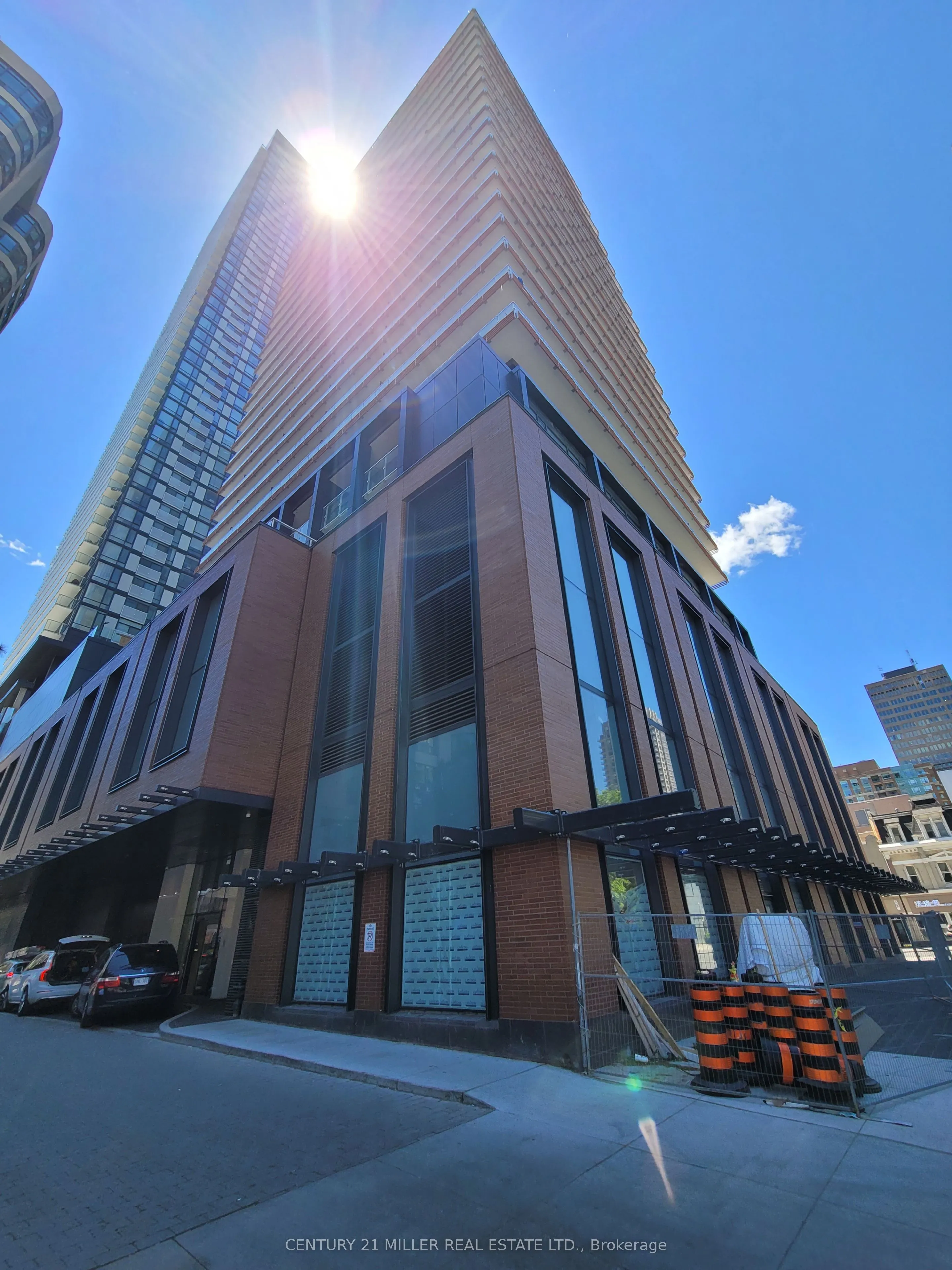 18 Maitland Terrace, #802