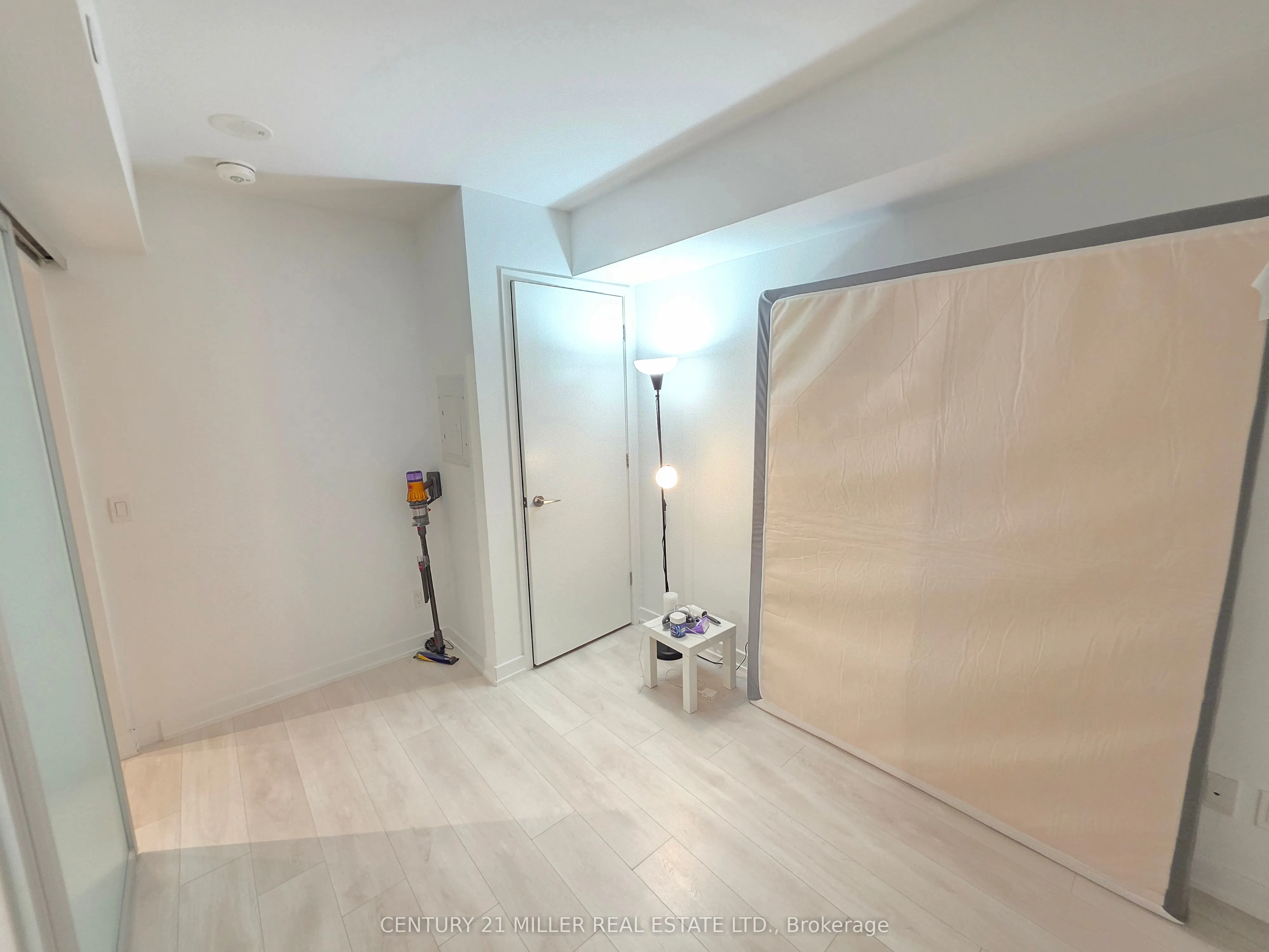 18 Maitland Terrace, #802