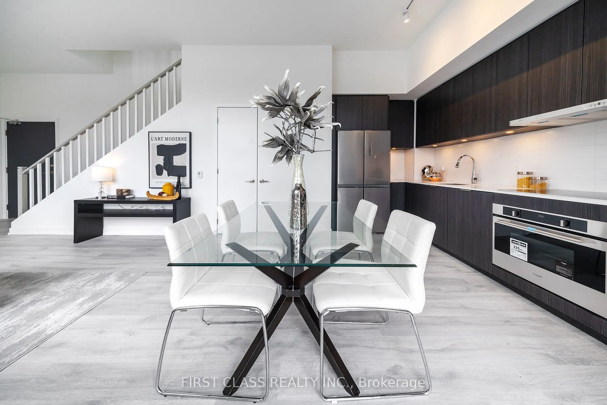 8 Olympic Gdn Drive, #28