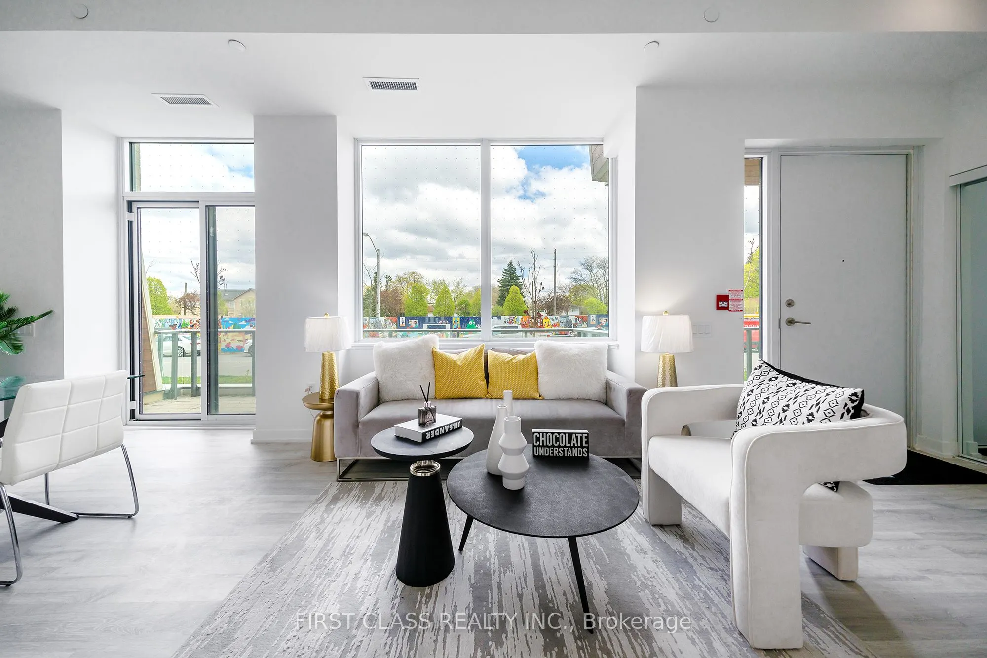 8 Olympic Gdn Drive, #28