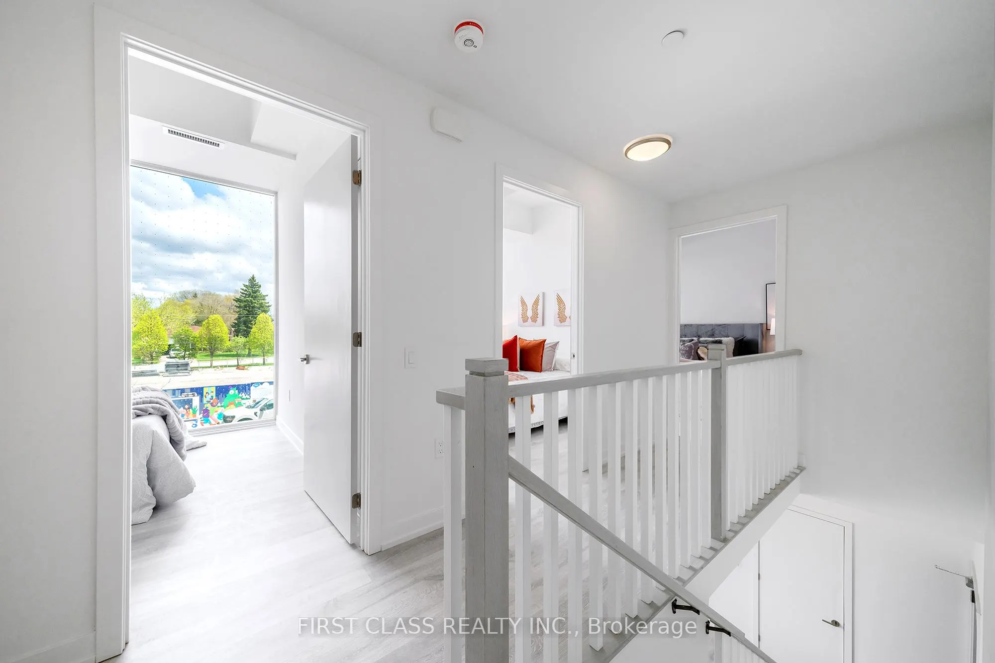 8 Olympic Gdn Drive, #28