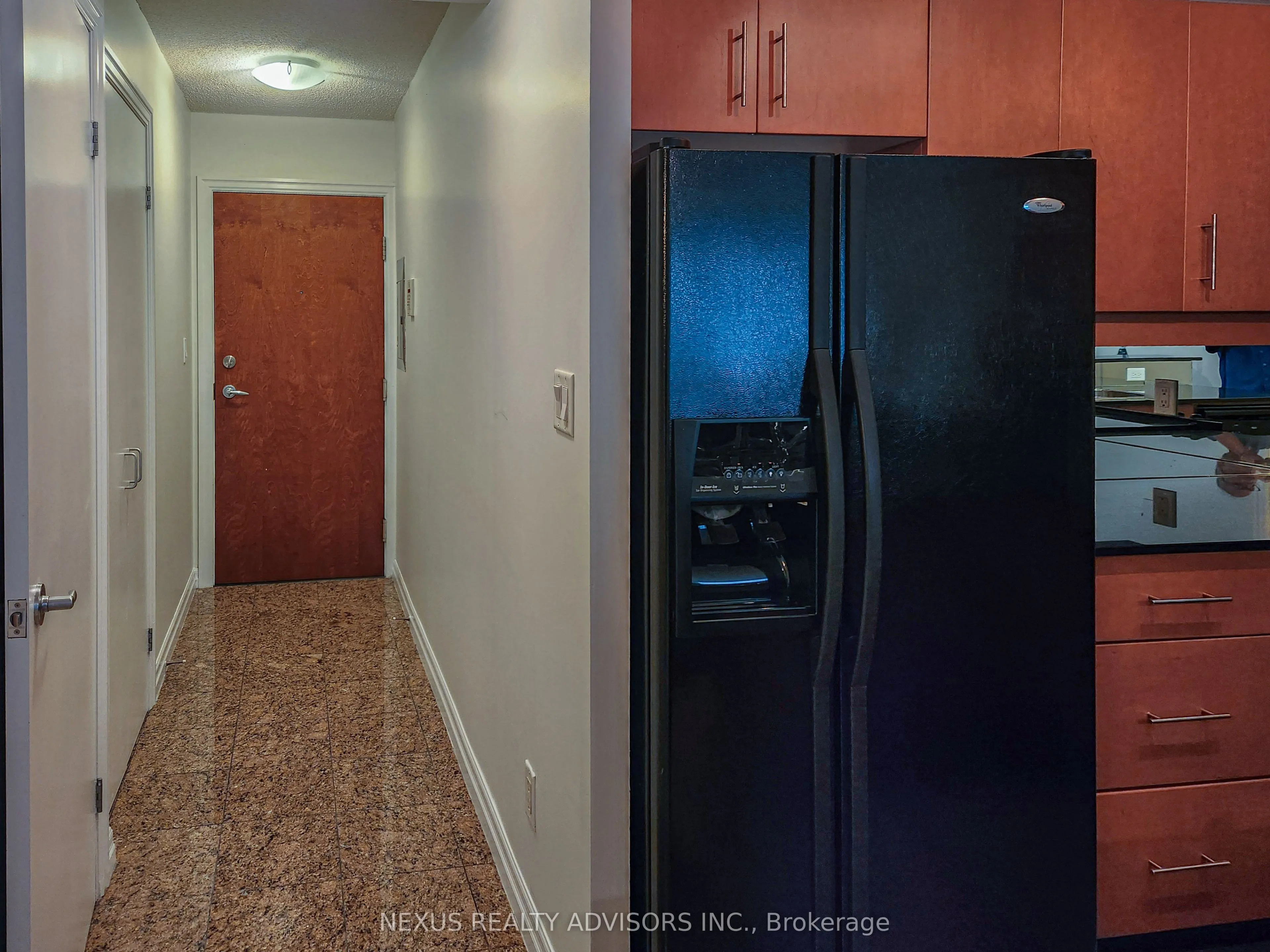 300 Bloor Street E, #909