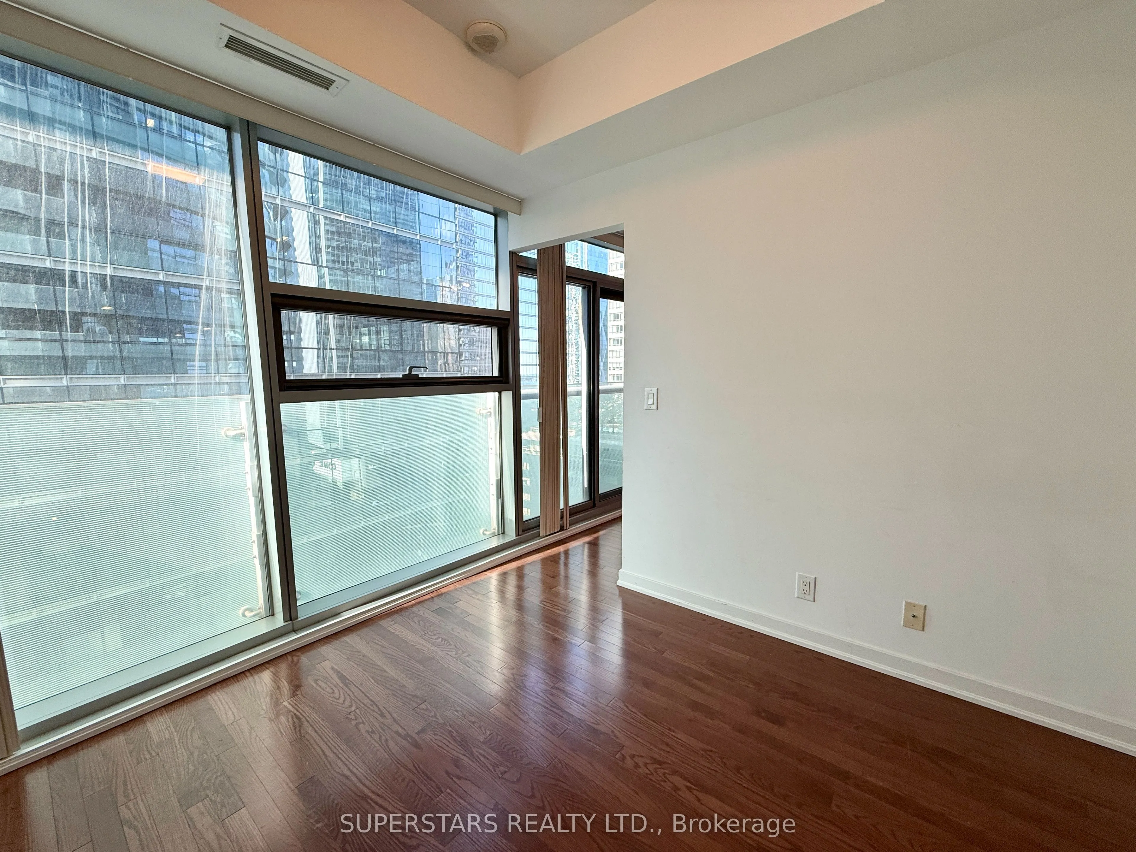 14 York Street, #1309