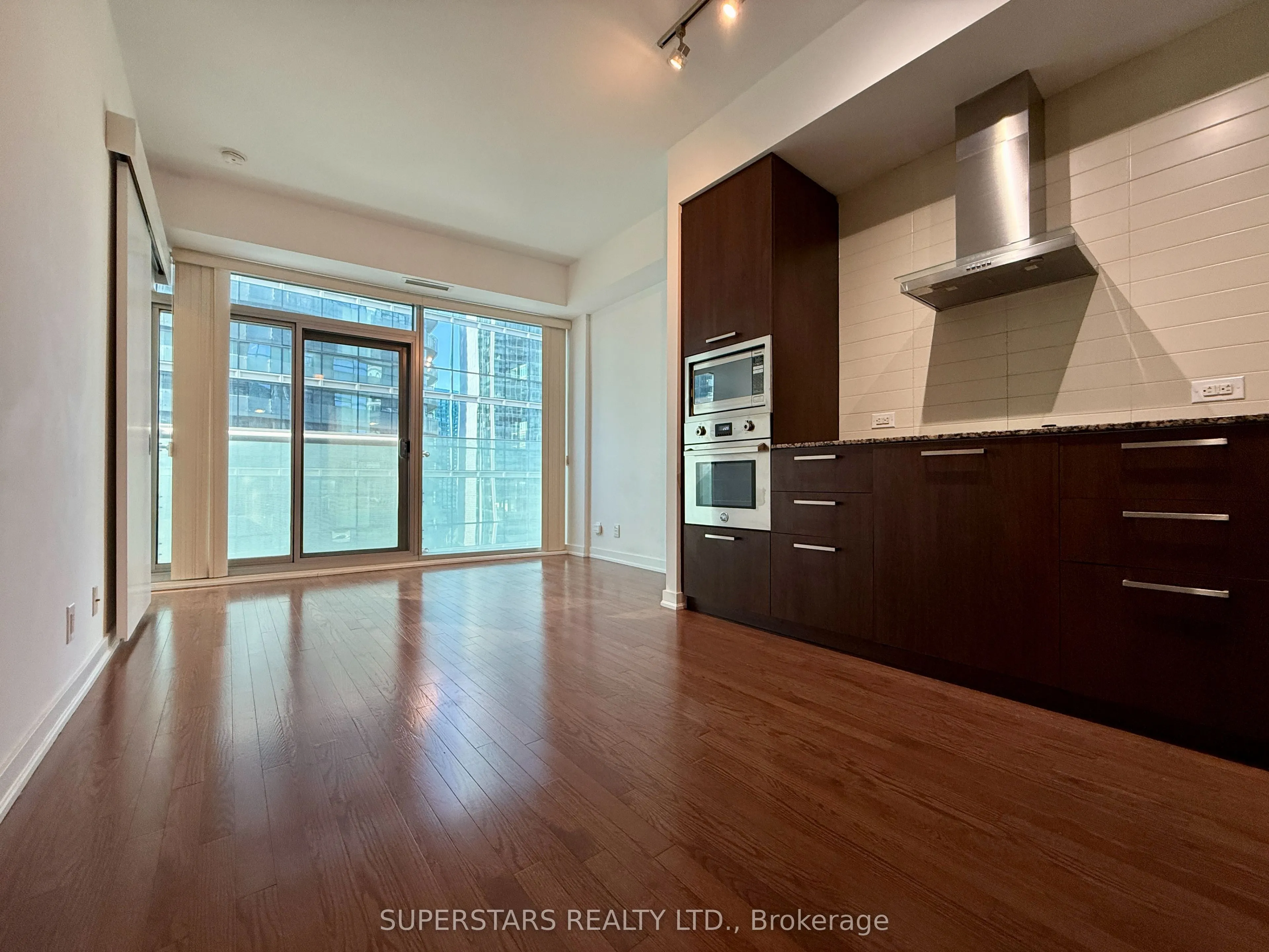 14 York Street, #1309