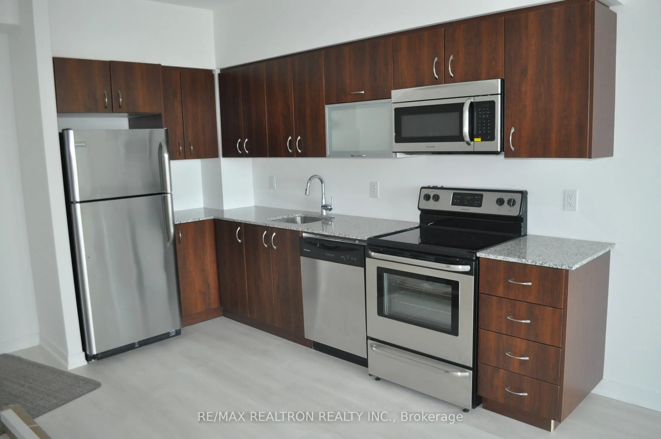 150 East Liberty Street, #1514