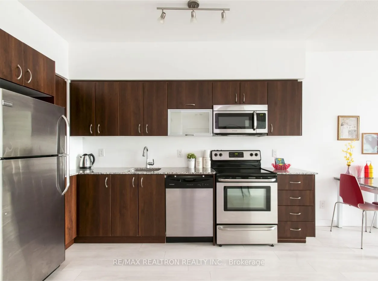 150 East Liberty Street, #1514