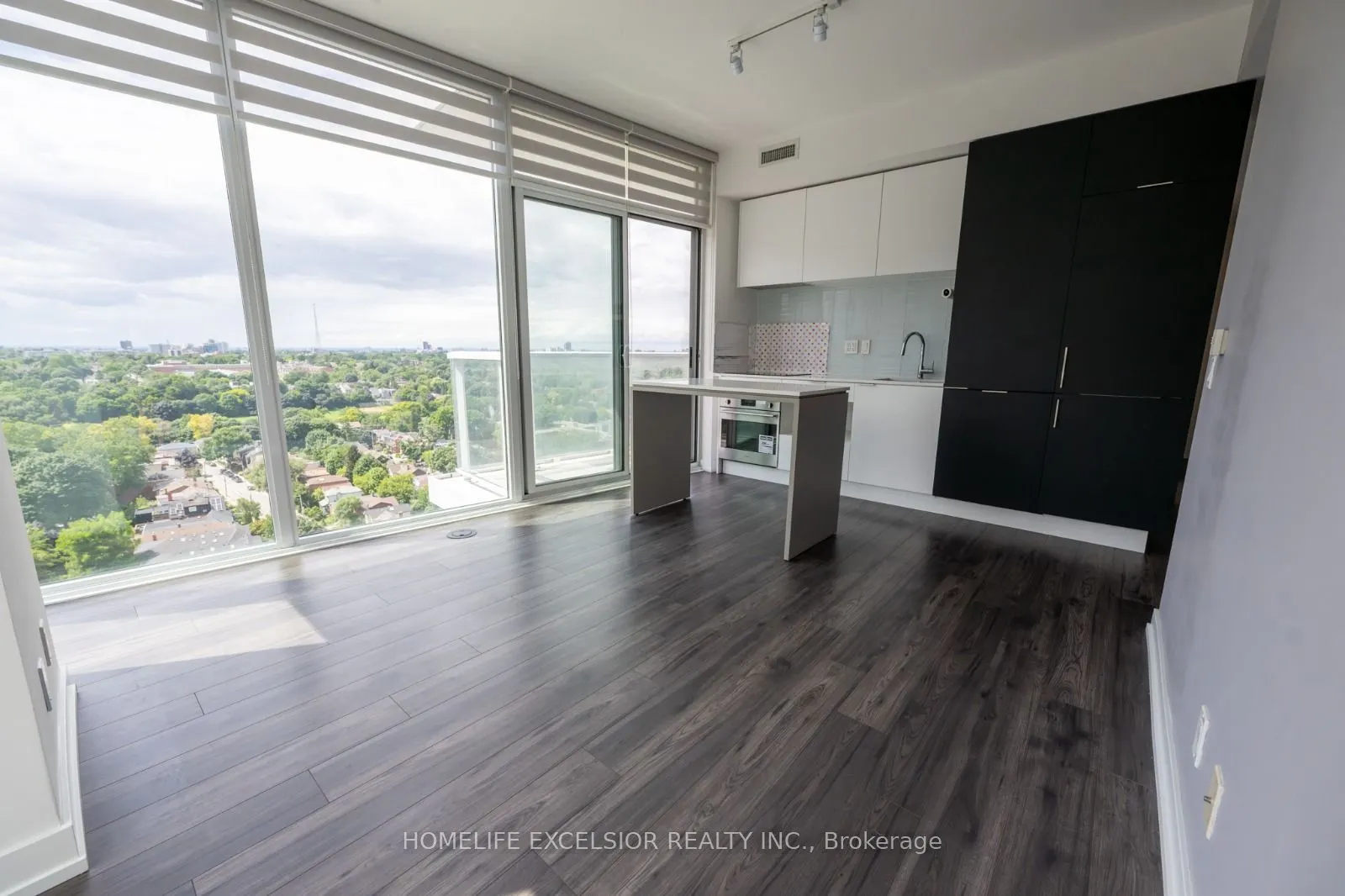 33 Helendale Avenue, #1410