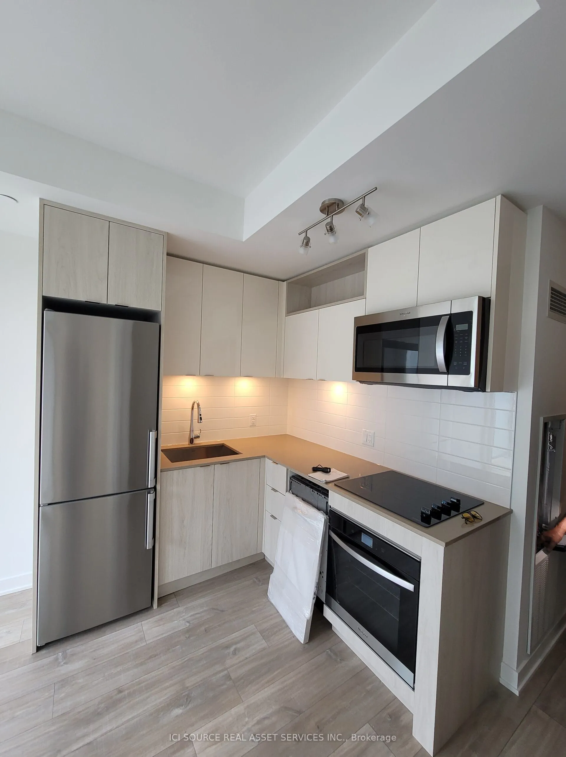 135 Lower Sherbourne Street, #LPH 2918