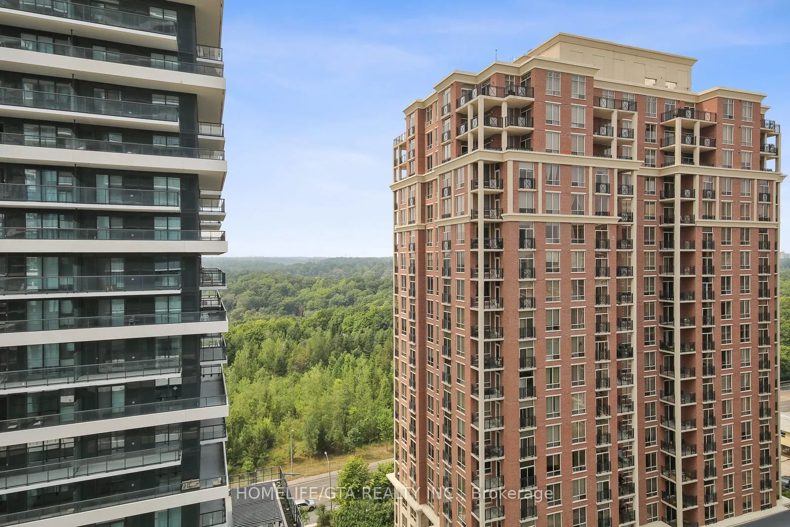 20 Inn On The Park Drive, #1437